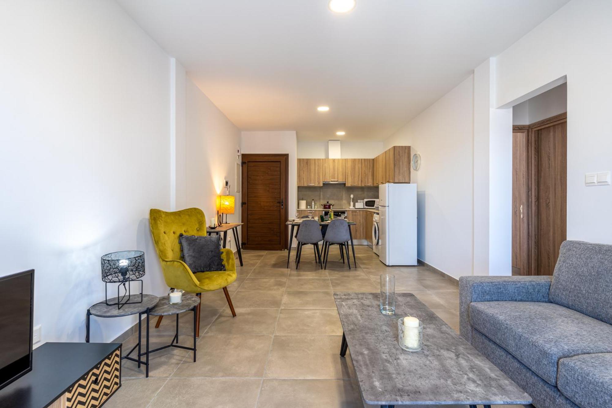 Olive 2-Bedroom Apartment in Larnaca view 3