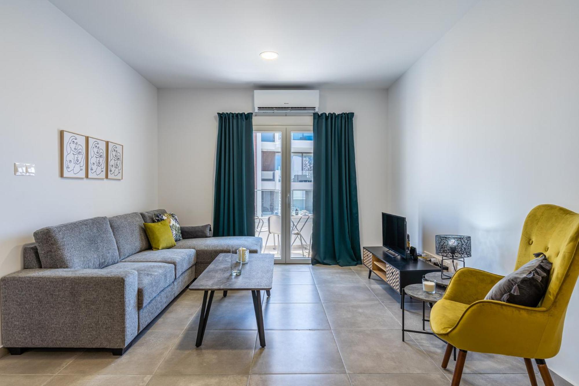 Olive 2-Bedroom Apartment in Larnaca view 2