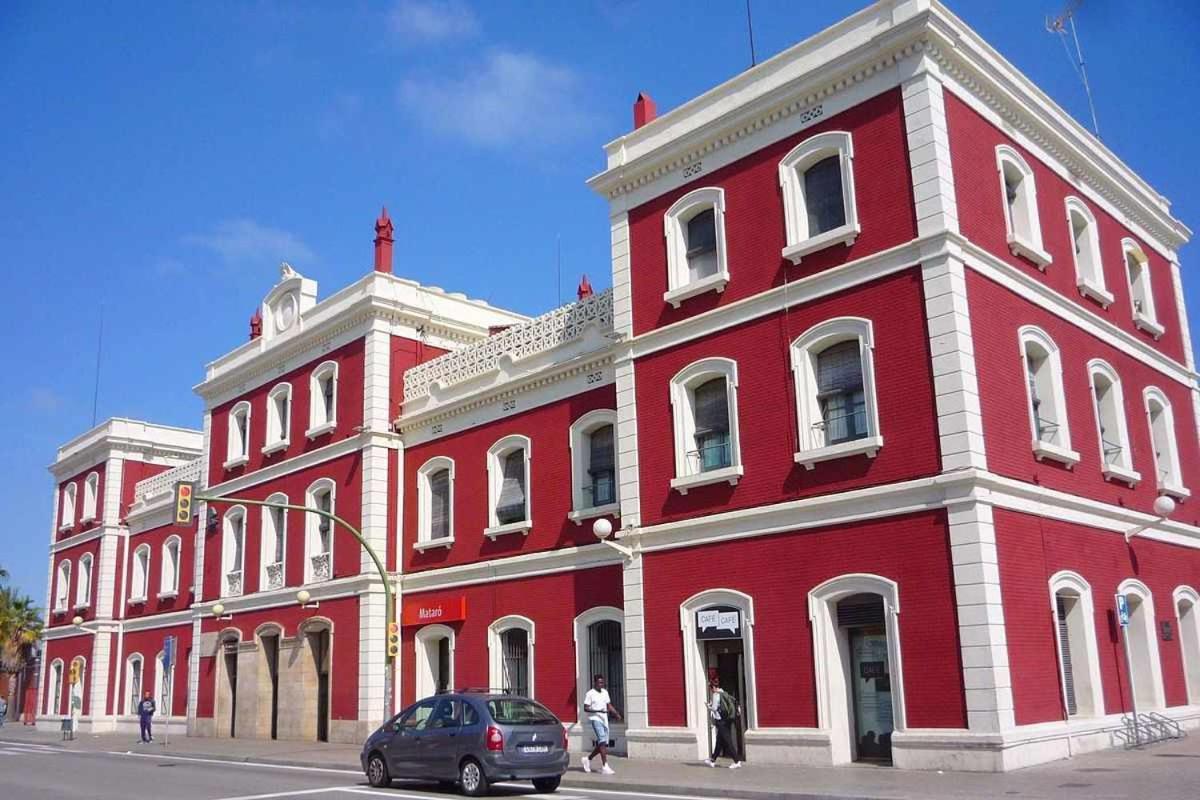 Mazi Apartments Downtown