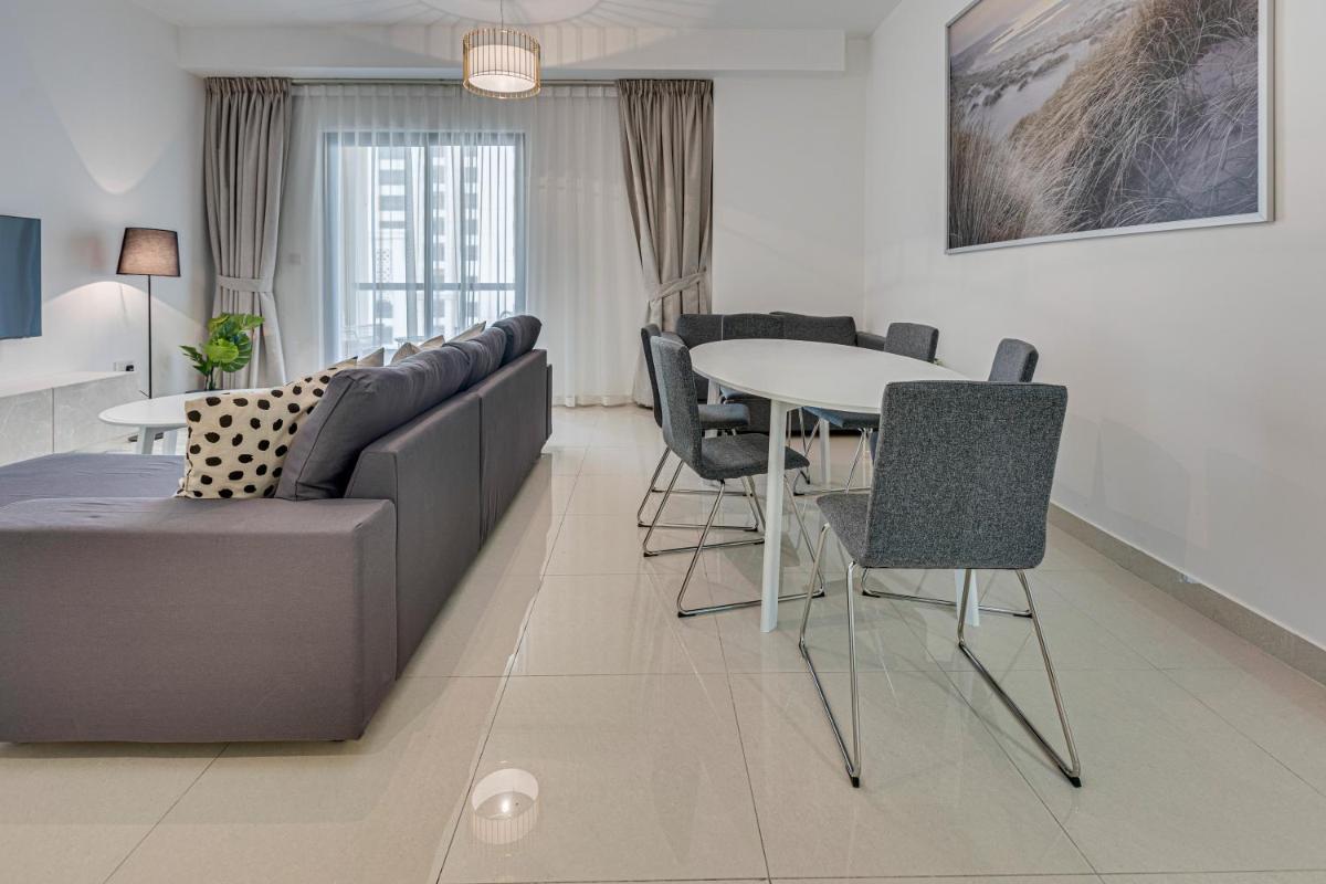 Great apartment in Jumeirah Beach Residence