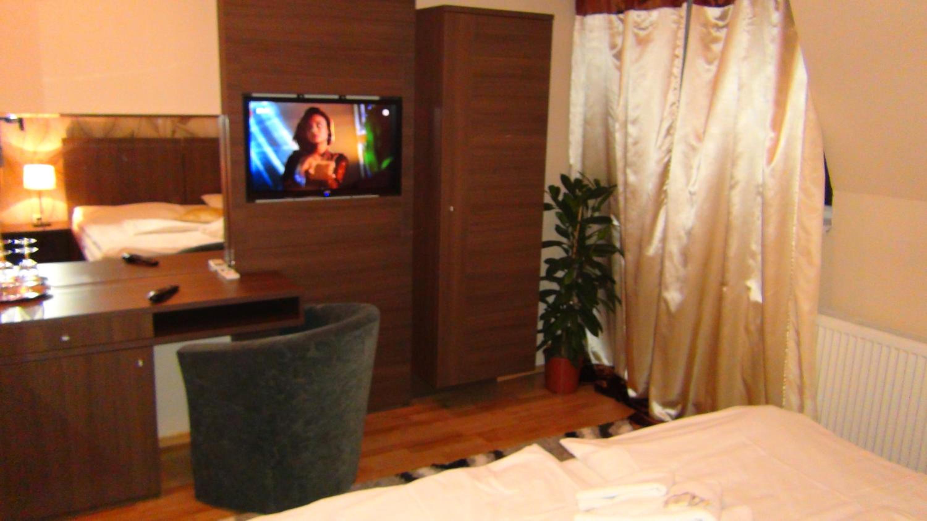 Photo 13
