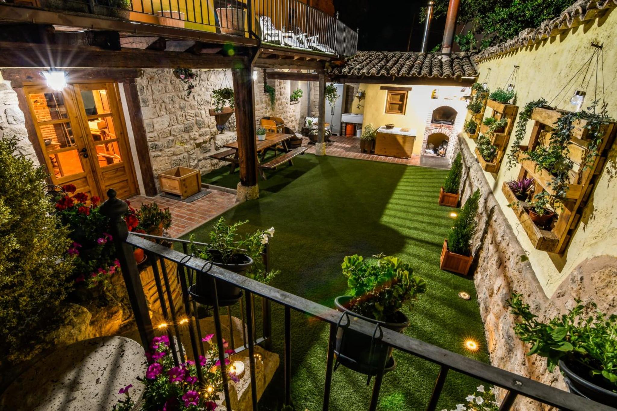 La Mora Cantana view 5