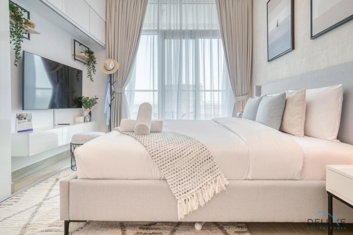 Tranquil Studio in Studio One Dubai Marina by Deluxe Holiday Homes