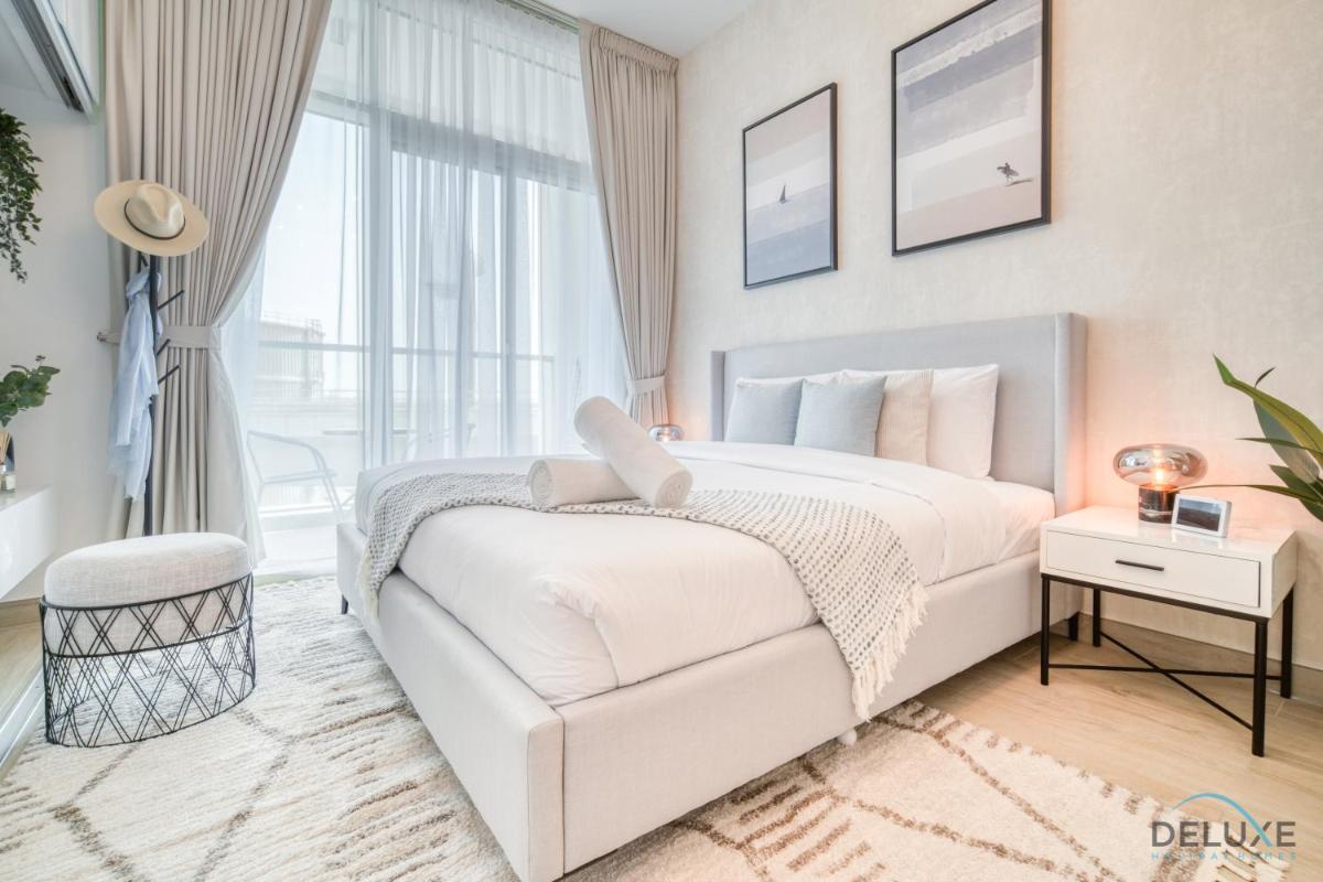 Tranquil Studio in Studio One Dubai Marina by Deluxe Holiday Homes