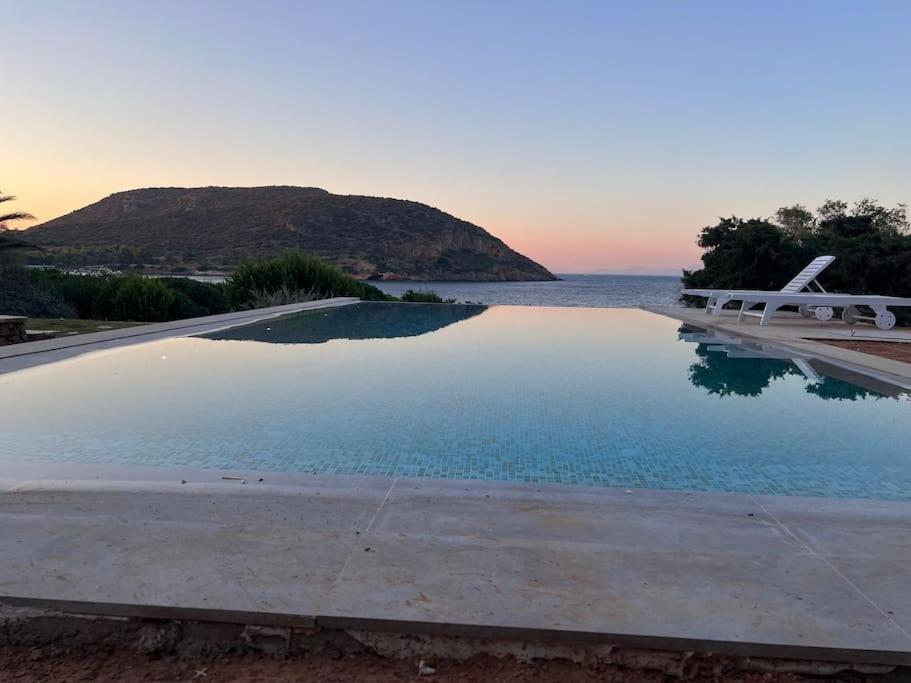 Summer Villa in Porto Rafti view 3