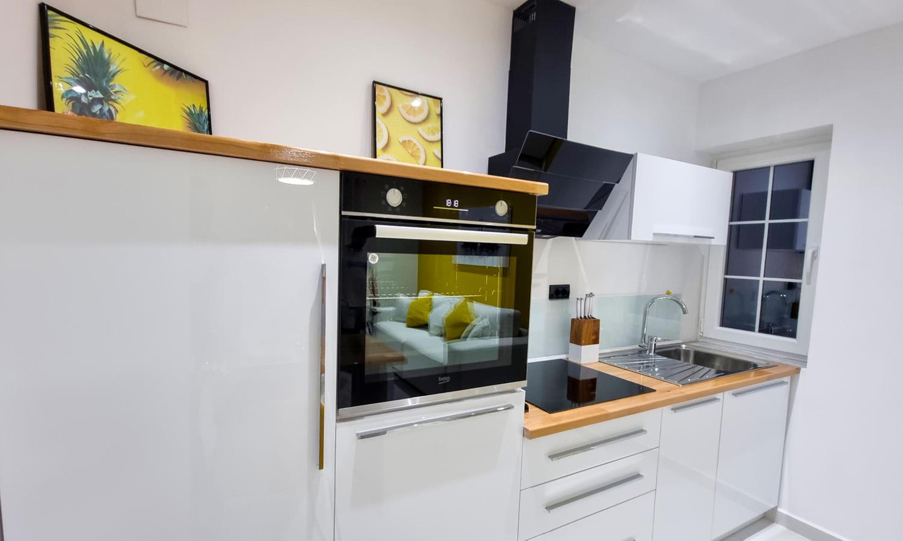 'The Yellow' Condo