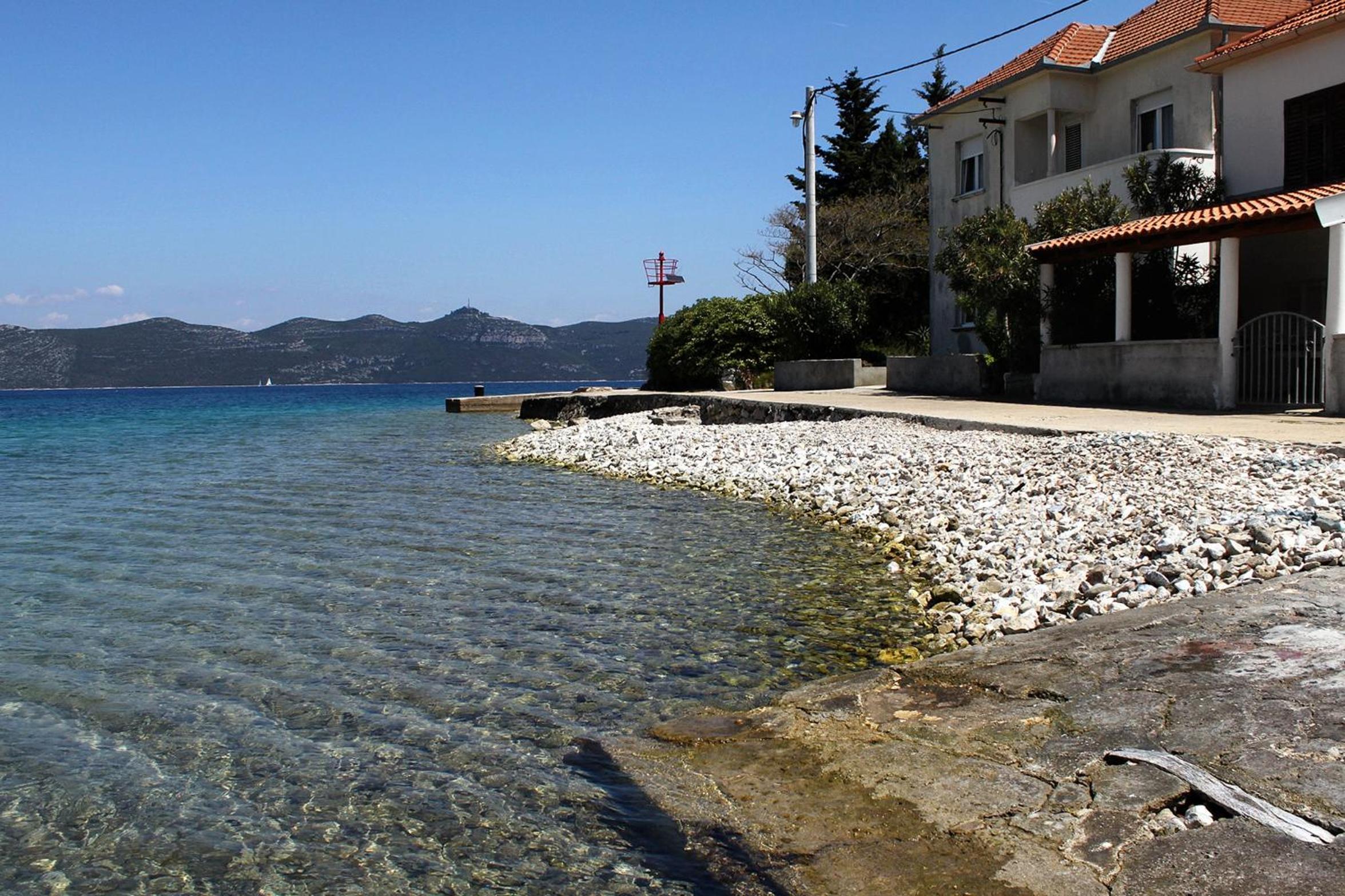 Apartments by the sea Veli Iz, Iz - 18697 view 4