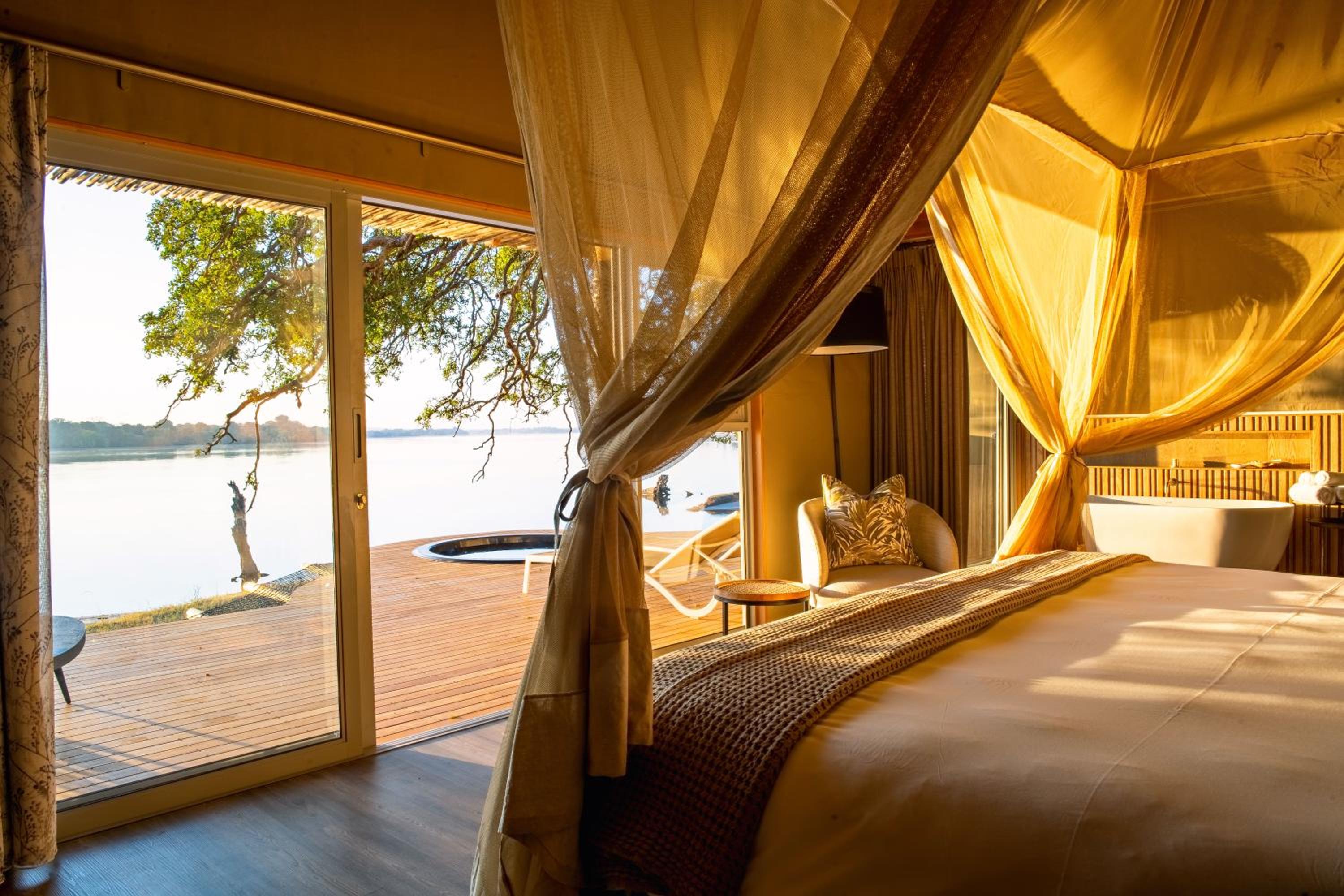 Victoria Falls River Lodge