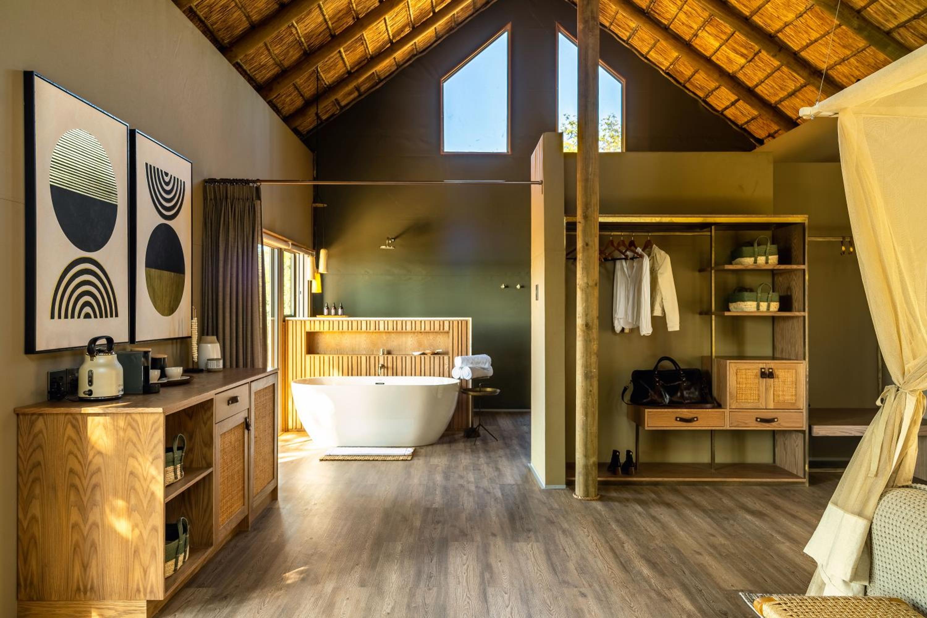 Victoria Falls River Lodge