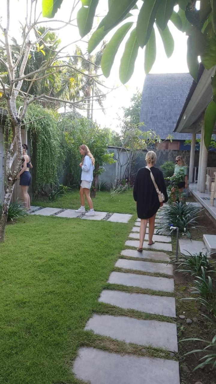 Photo 25