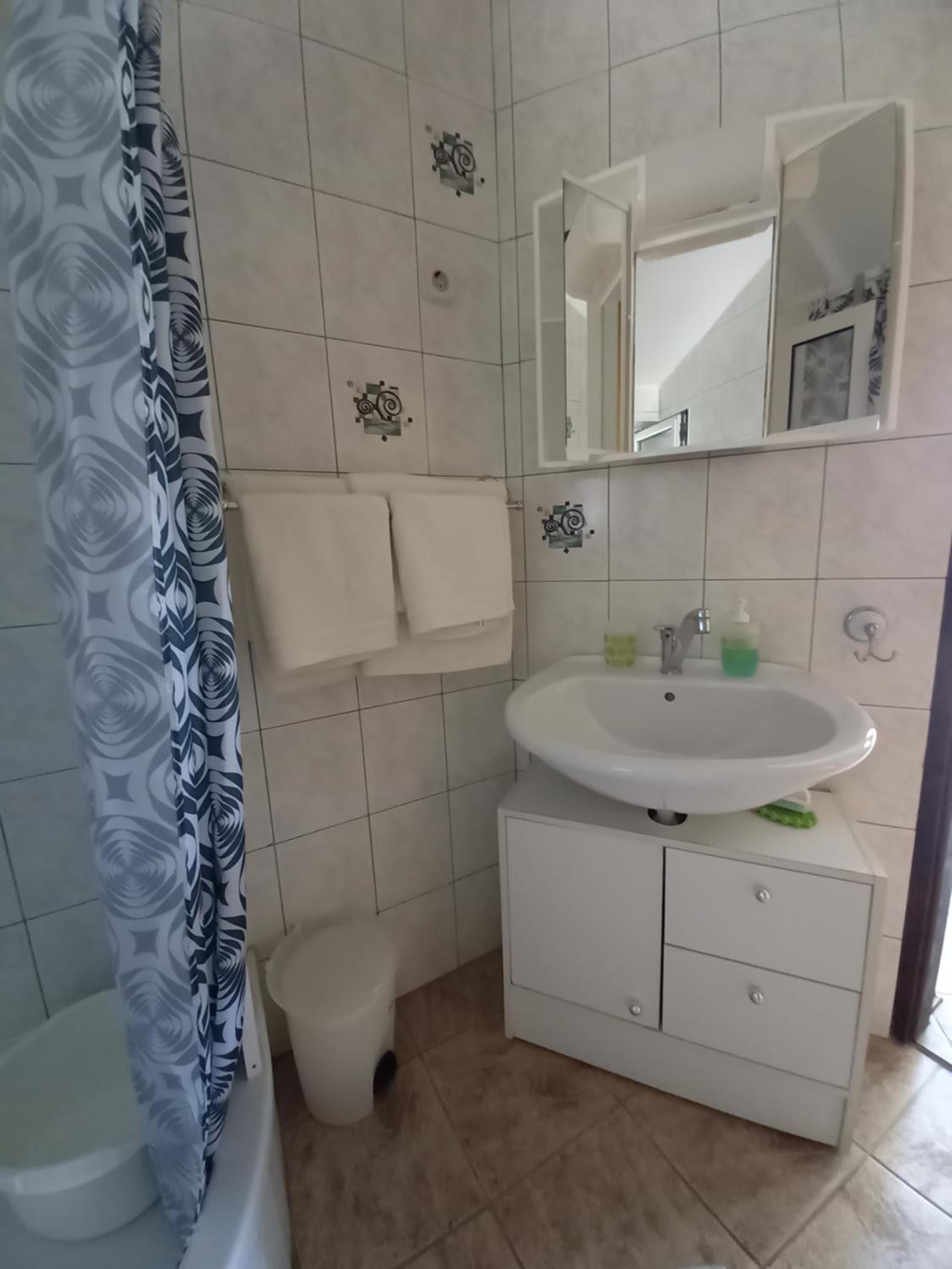 Apartman Lovretić view 2