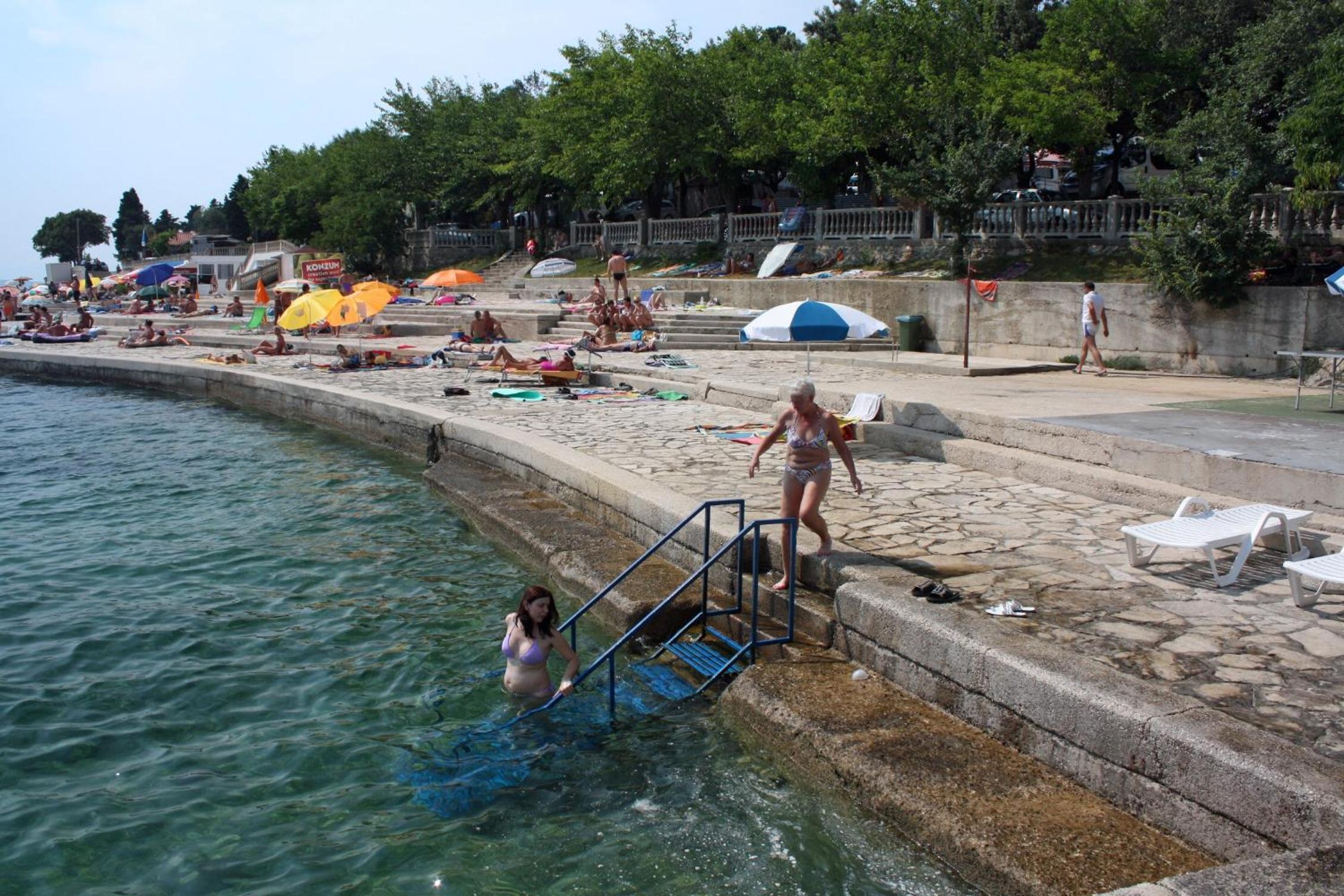 Apartments with parking space Selce, Crikvenica - 18844 view 2