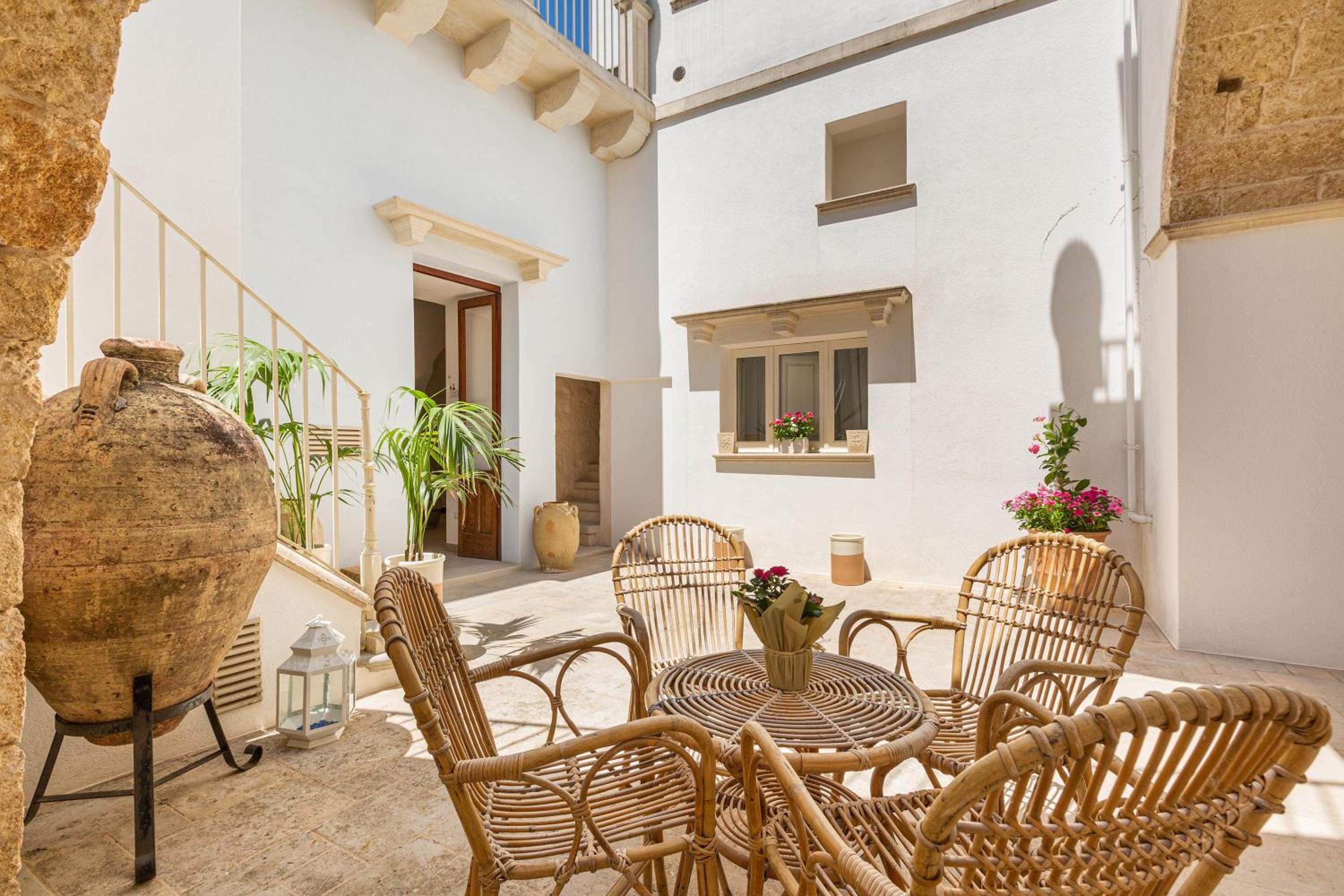 Le Mule Suite and Rooms - Specchia photo 4