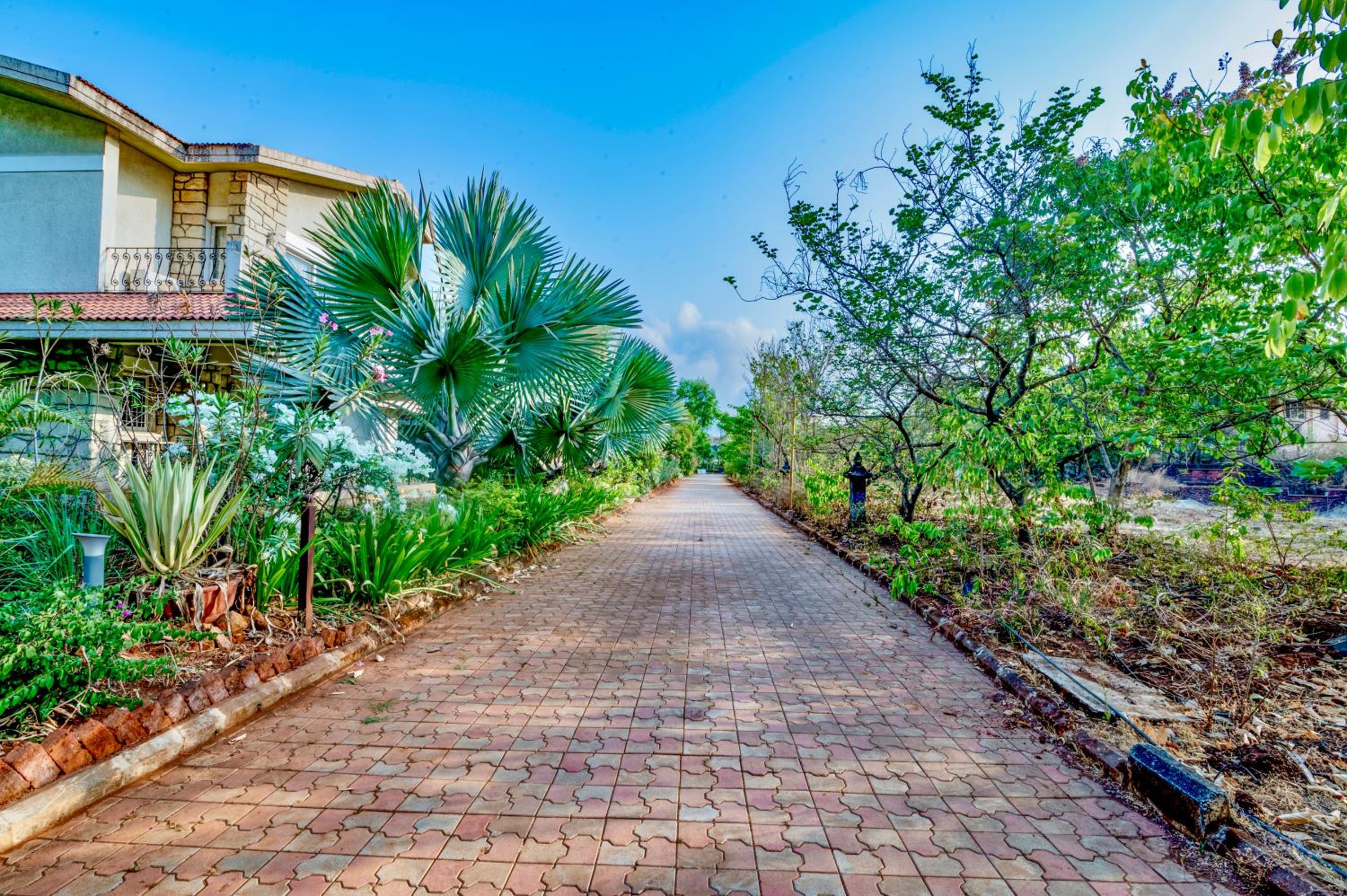 SaffronStays Boulevard RockHouse - pool villa with amazing nature views