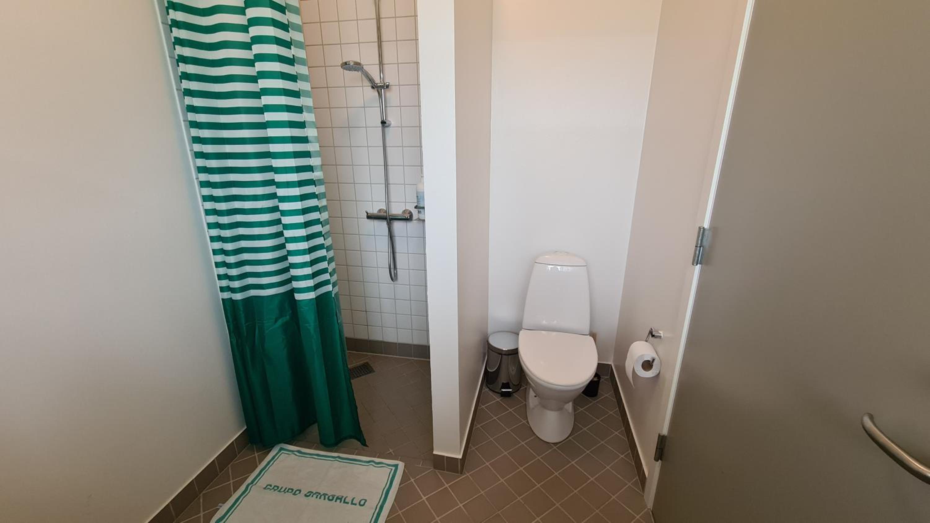 2 room apartment close to MCH view 5