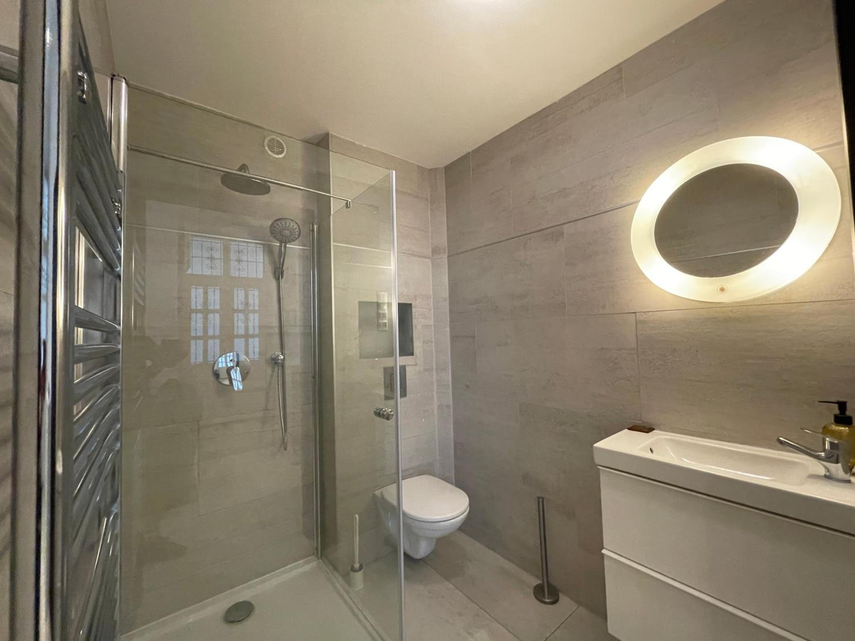 A5 Apartment - Budapest - hostAID view 2