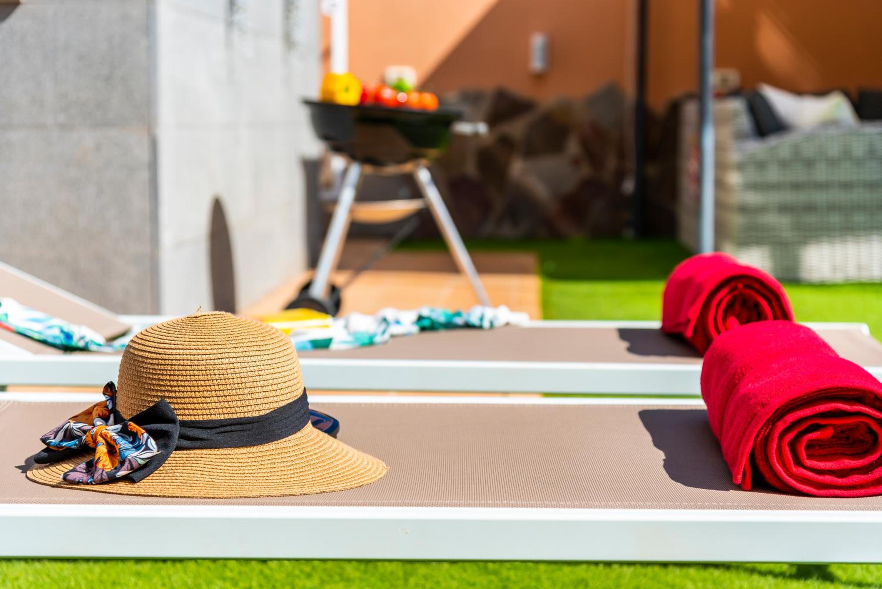 VILLA MELYNA Private Heated Pool