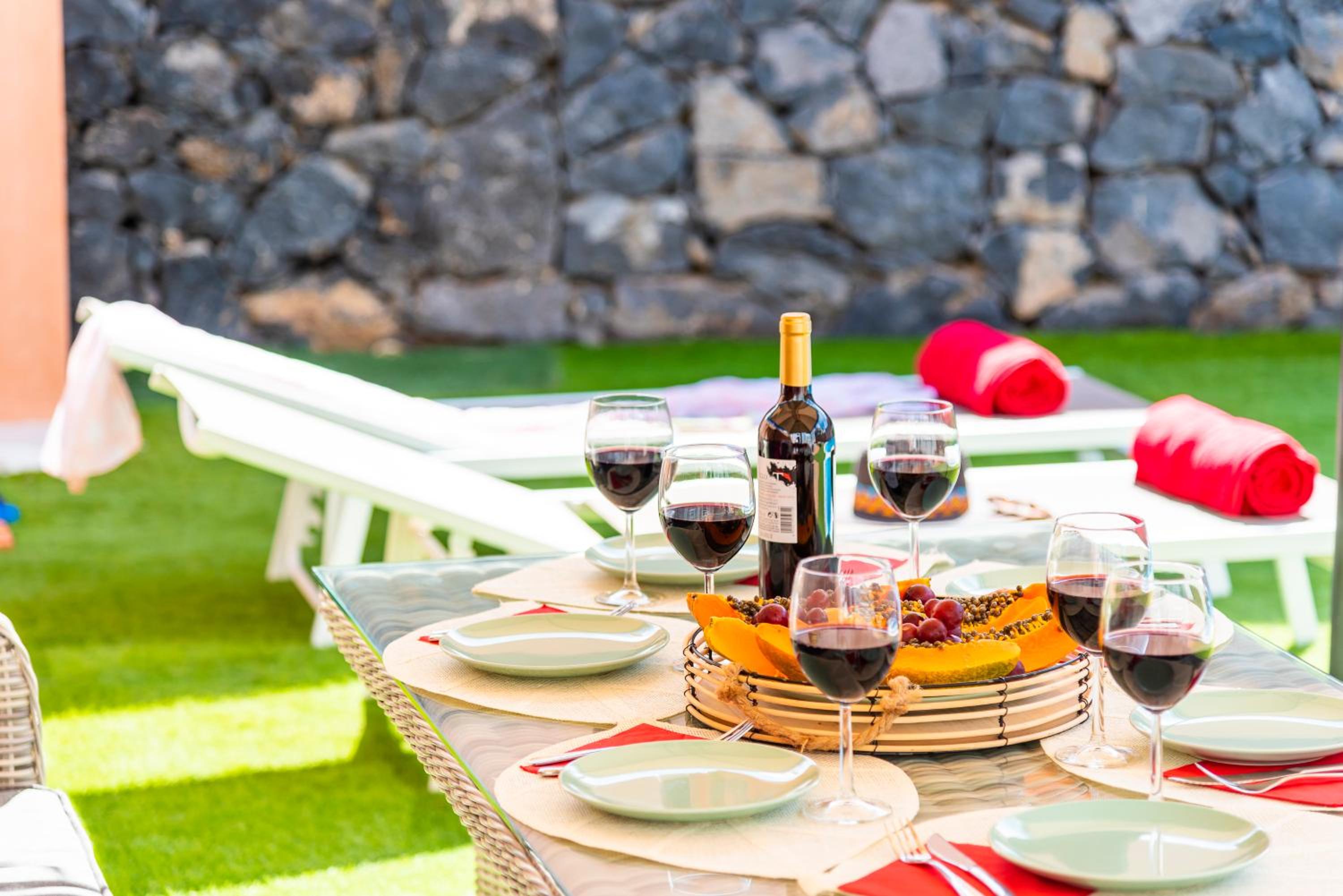 VILLA MELYNA Private Heated Pool