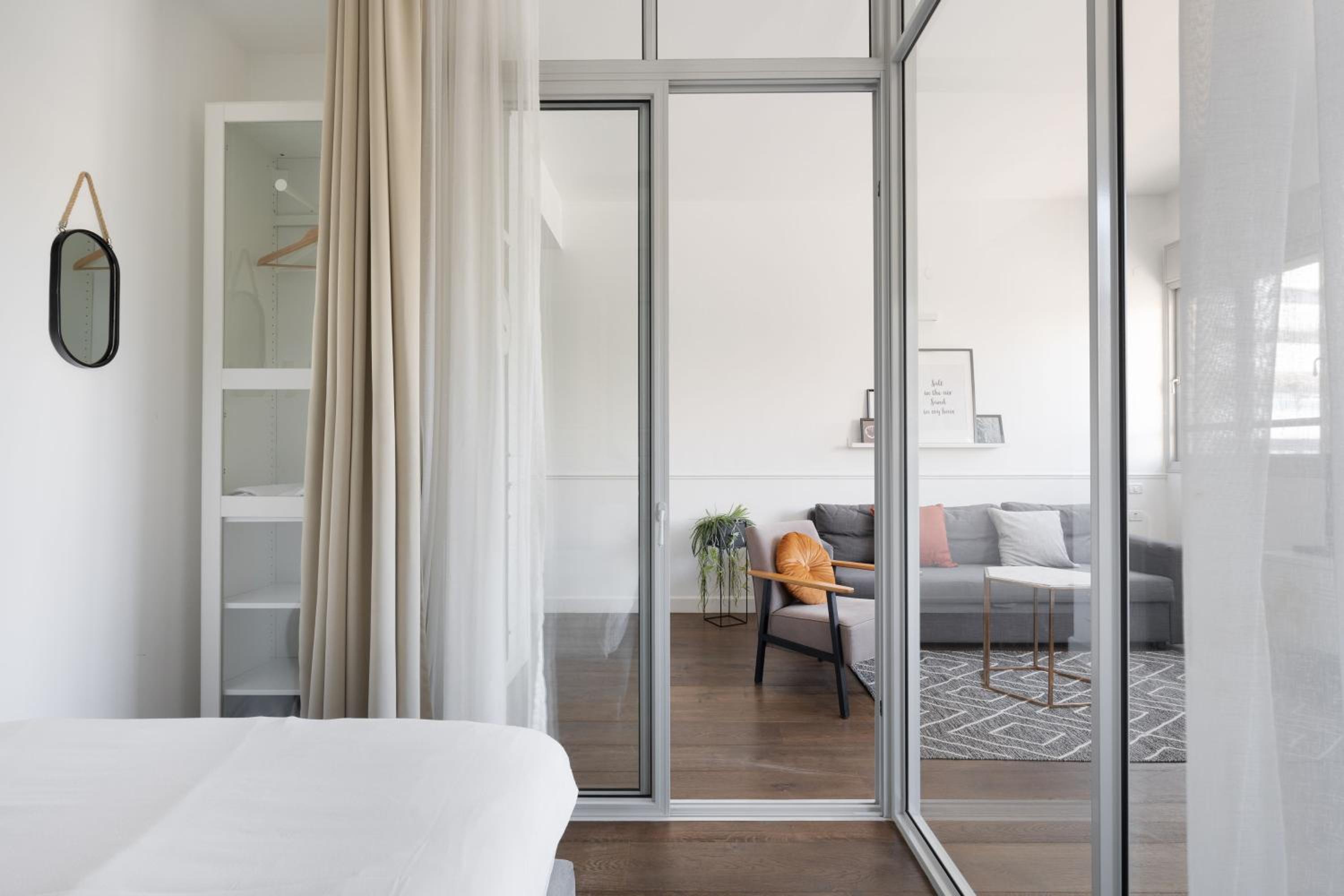 Bauhaus Boutique by TLV2RENT