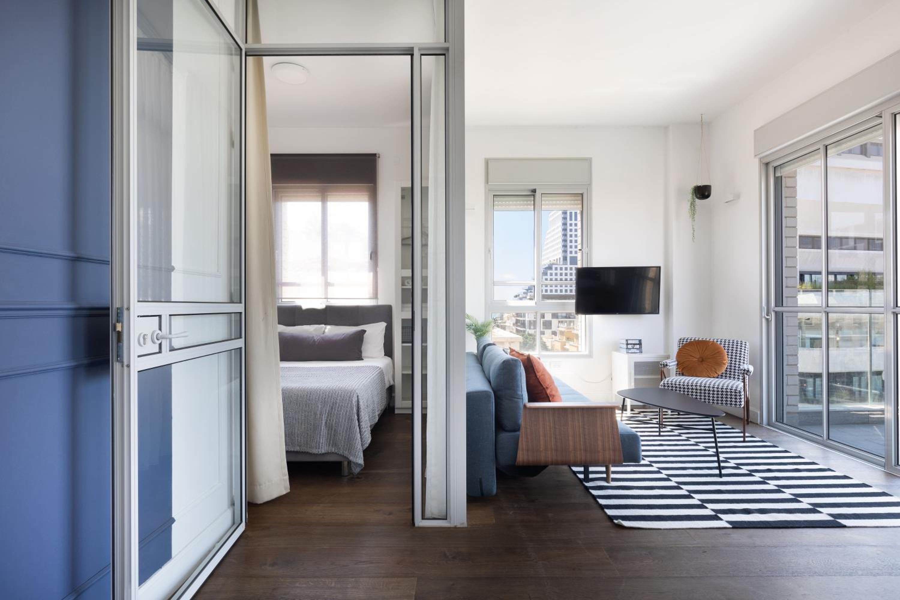 Bauhaus Boutique by TLV2RENT