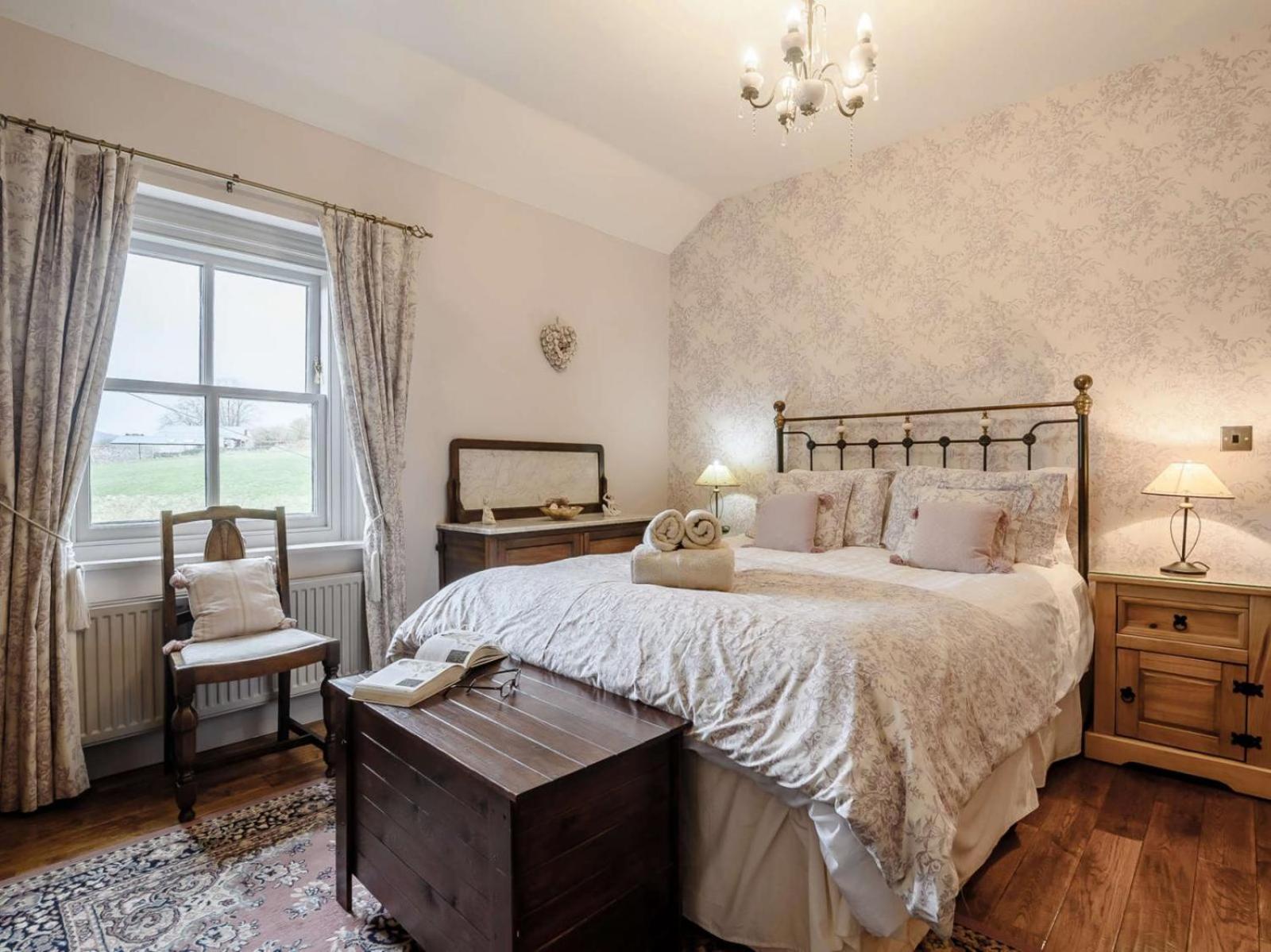 Peak Cottage