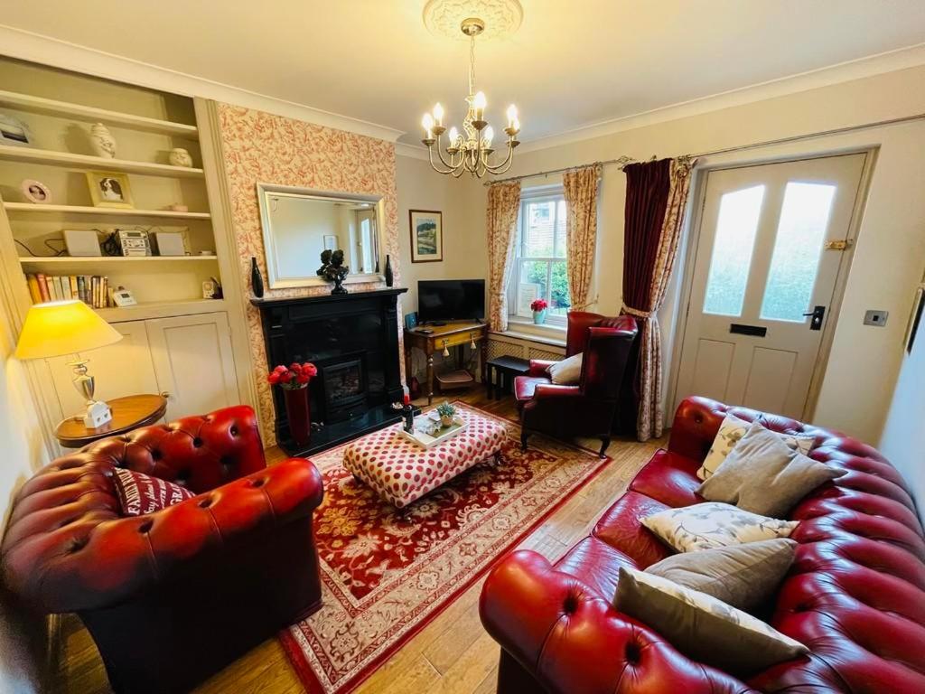 Peak Cottage