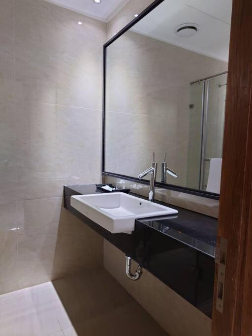 The Rixx Premium Apartment (gym/pool/security)