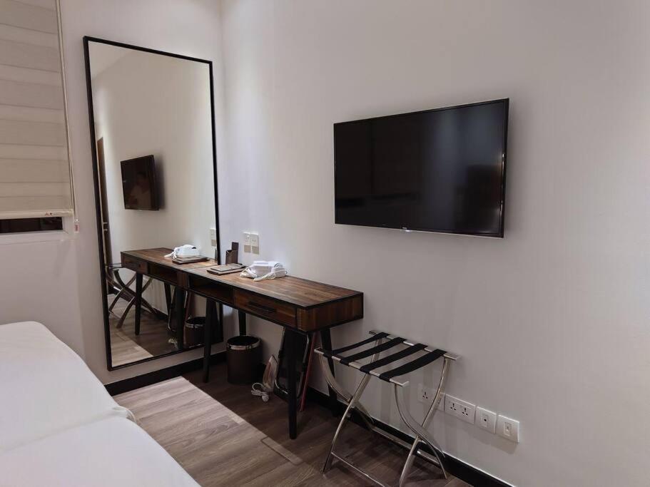 The Rixx Premium Apartment (gym/pool/security)