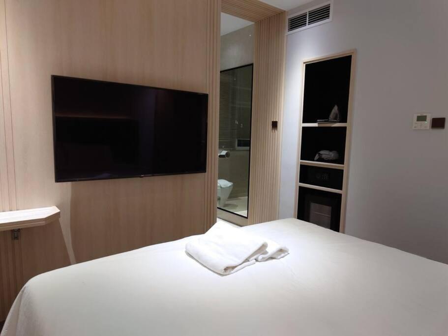 The Rixx Premium Apartment (gym/pool/security)