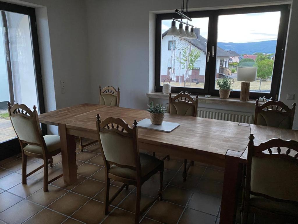 Idyllisches Ferienhaus “Werra Ausblick” am Meißner