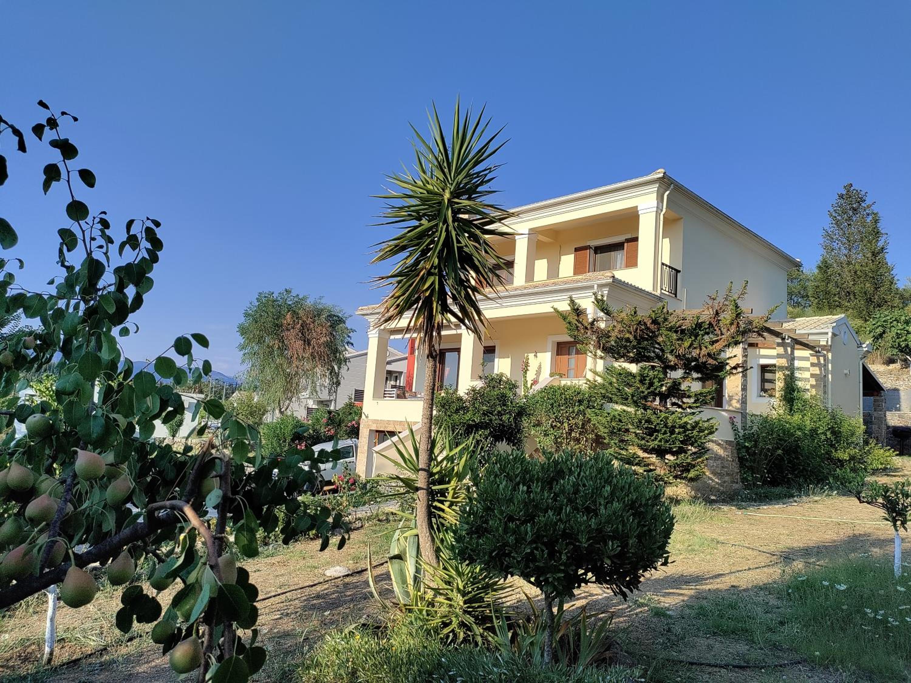 Villa Elm view 3