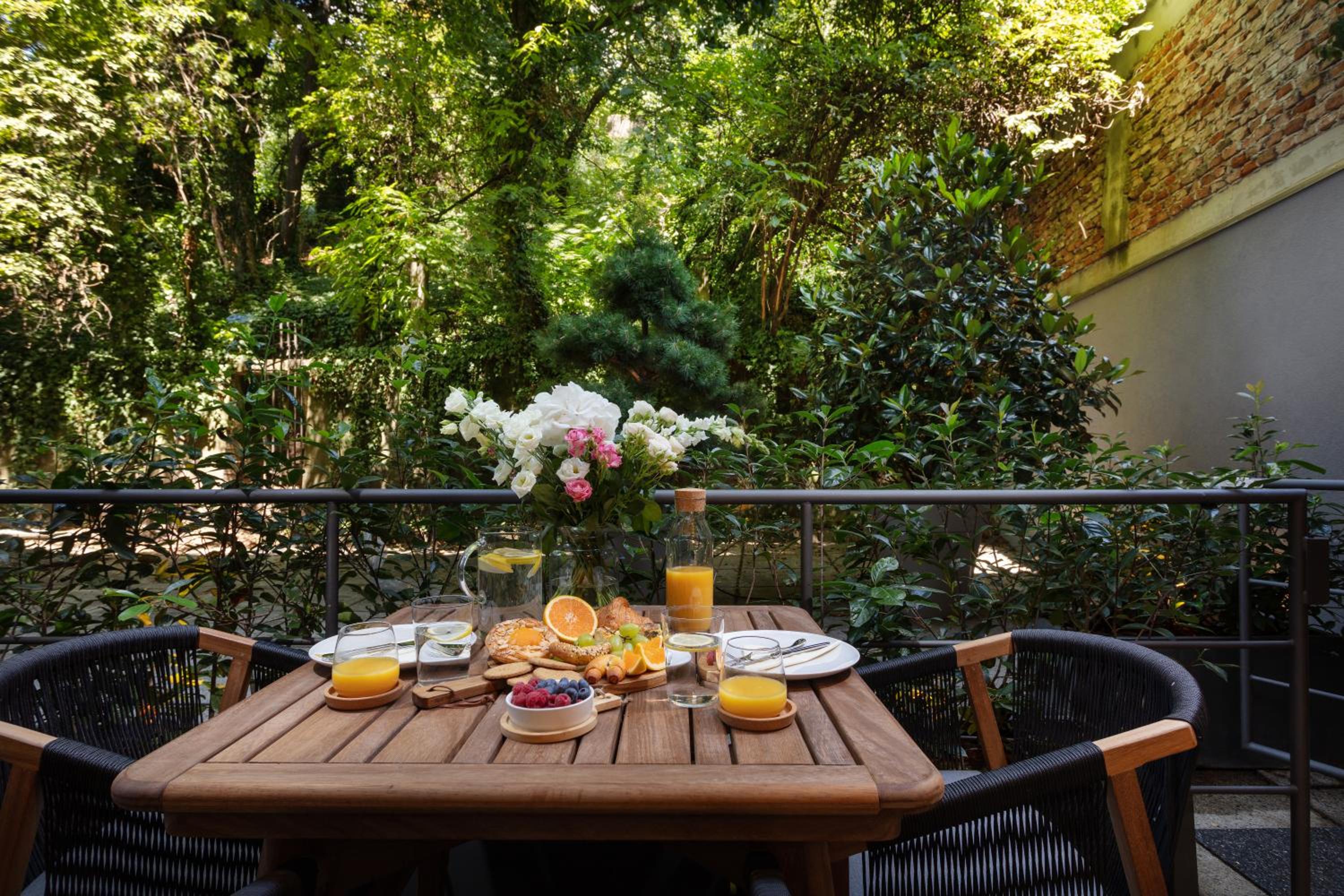 balance & terrace