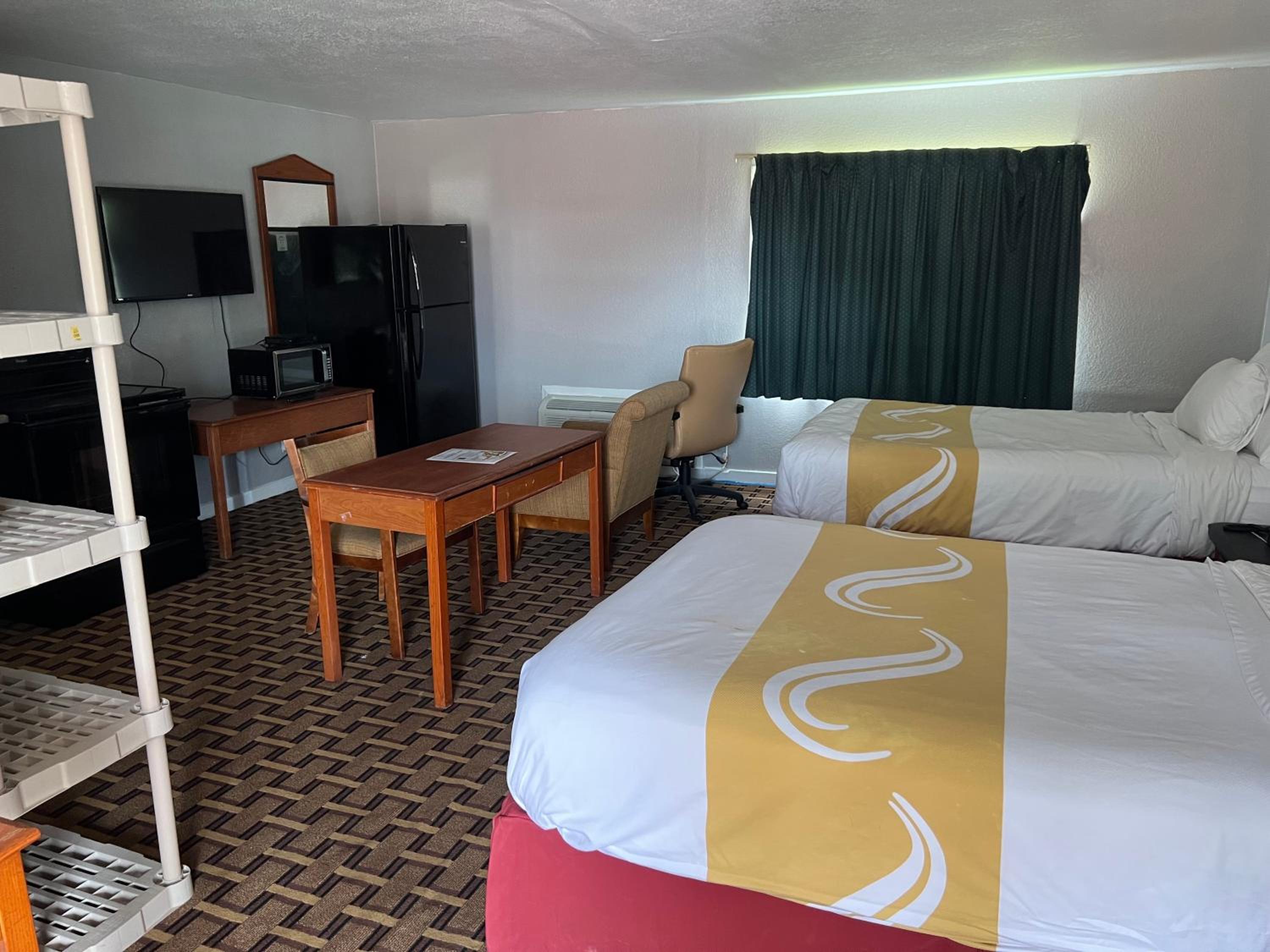 Budget Inn