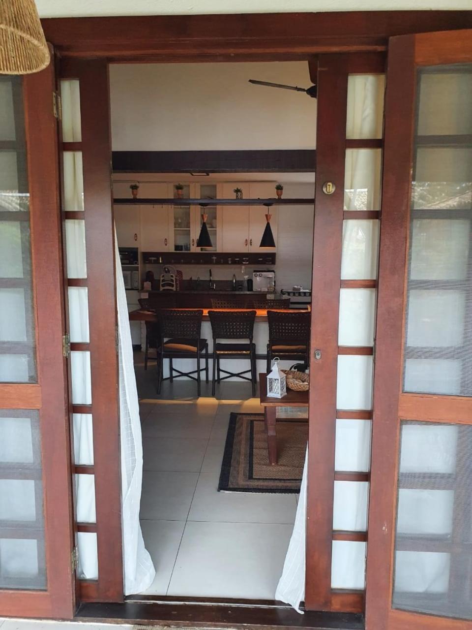 LINDA CASA CONDOMÍNIO EM BÚZIOS