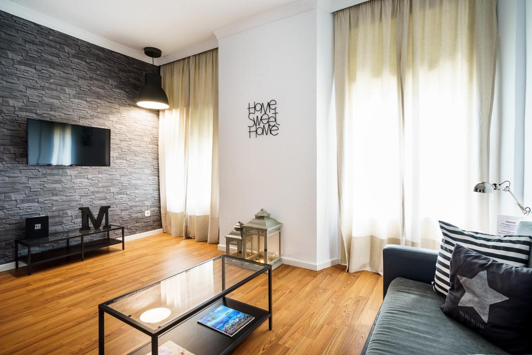Minimal Rooms by ELE Apartments