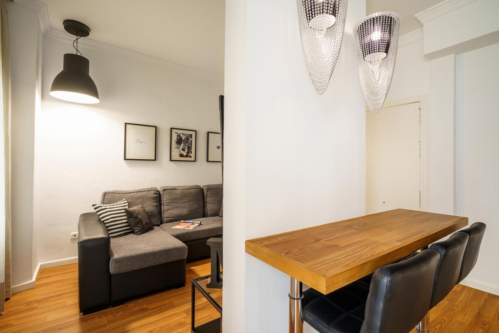 Minimal Rooms by ELE Apartments