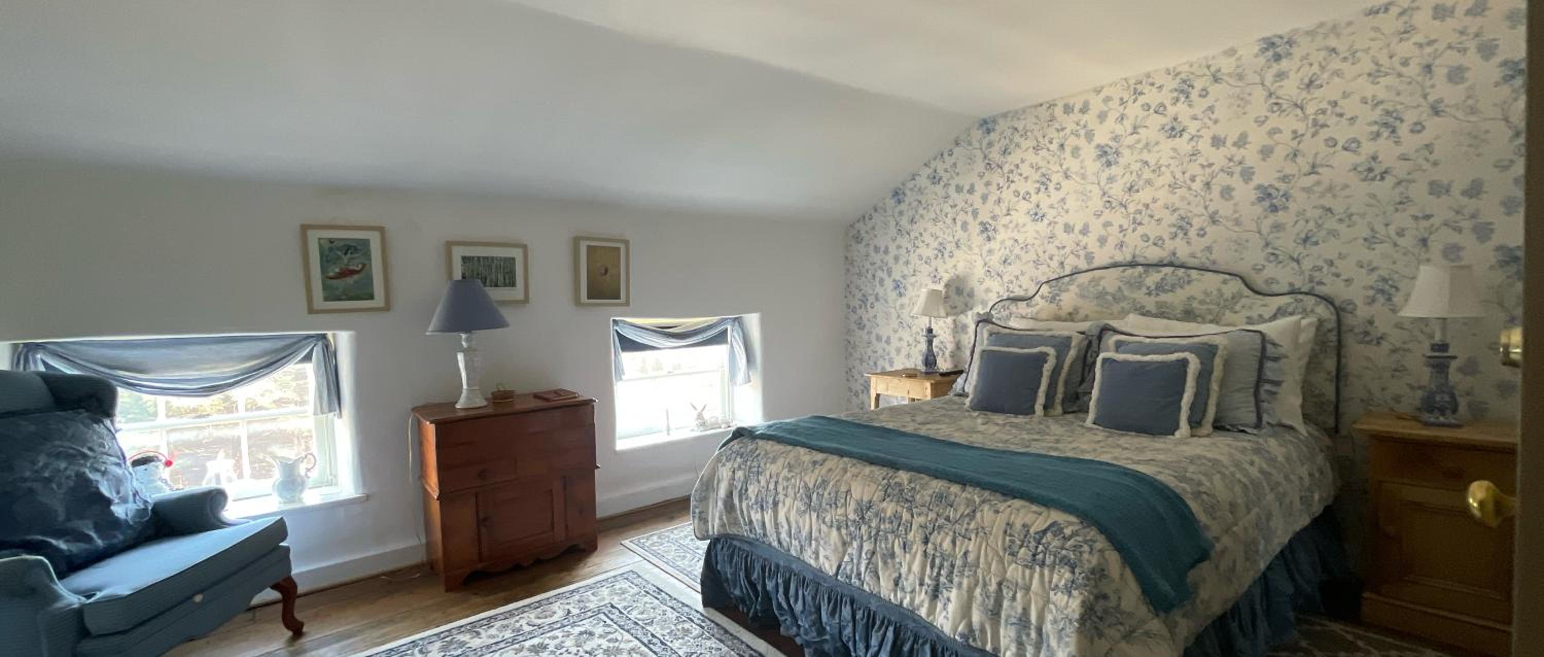Wayside Inn Bed and Breakfast - Property Image 1