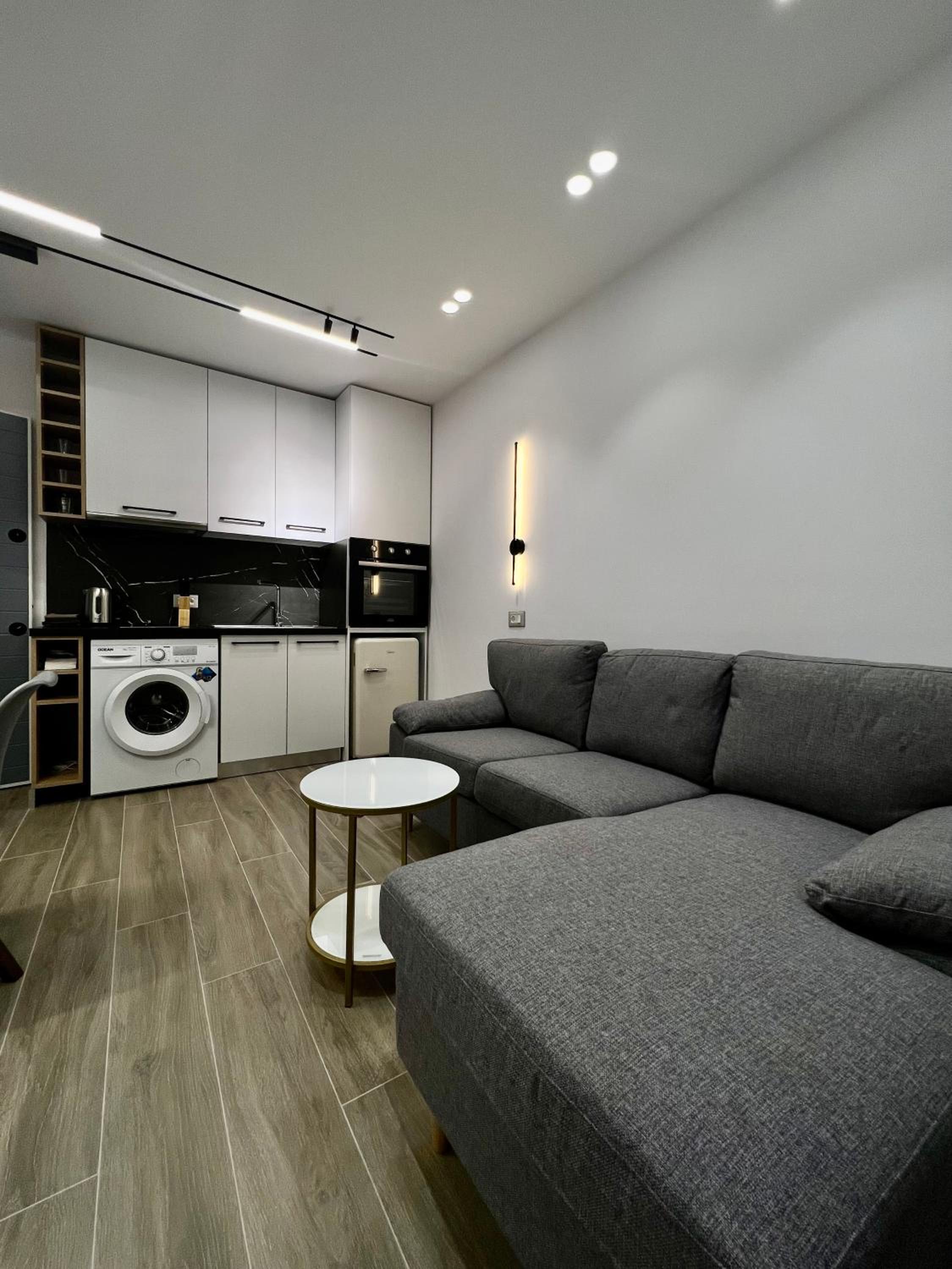 Deluxe apartment bllok