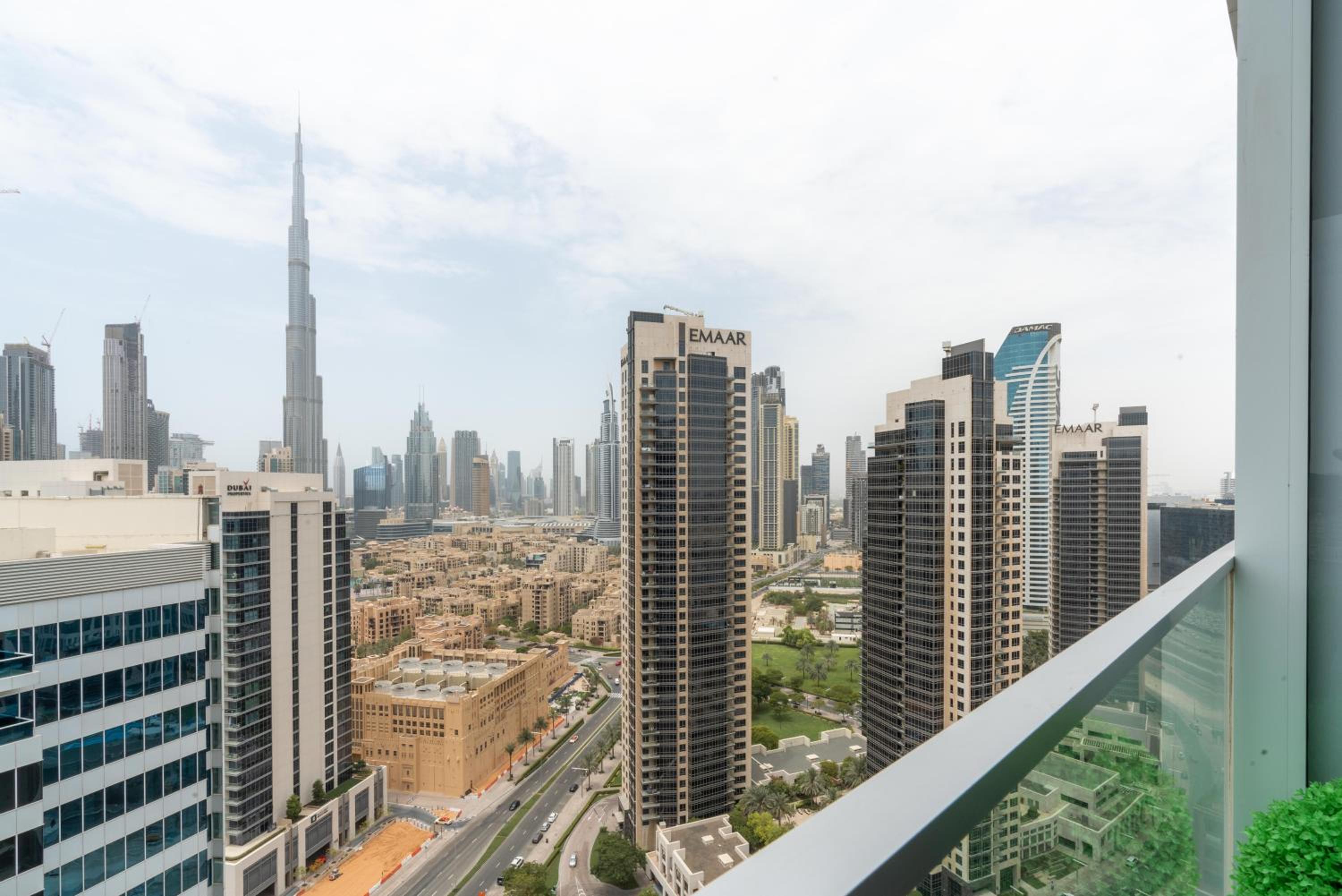 Ultimate Stay / 4 Beds / Burj Khalifa View / Ultra Modern / Business Bay