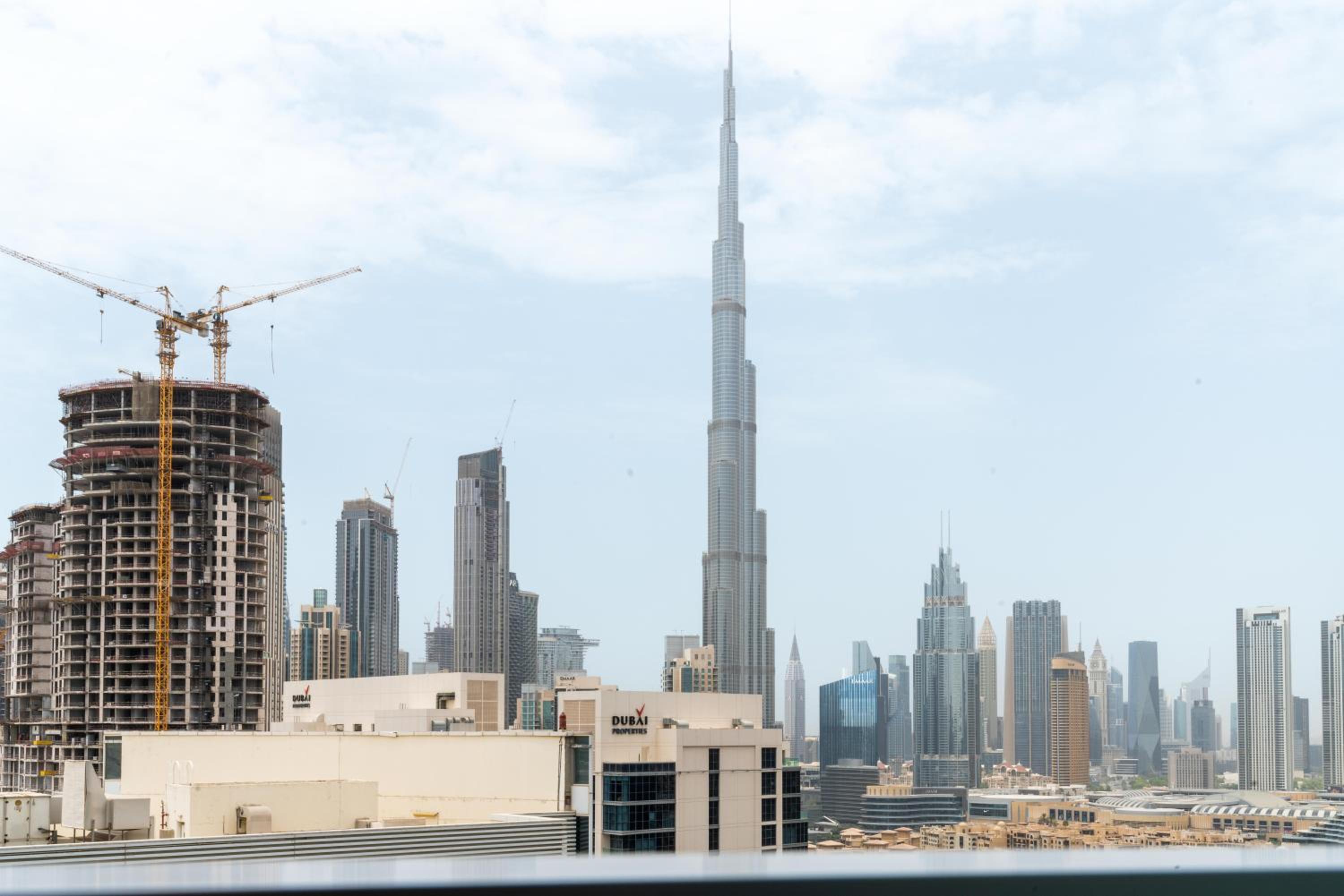 Ultimate Stay / 4 Beds / Burj Khalifa View / Ultra Modern / Business Bay