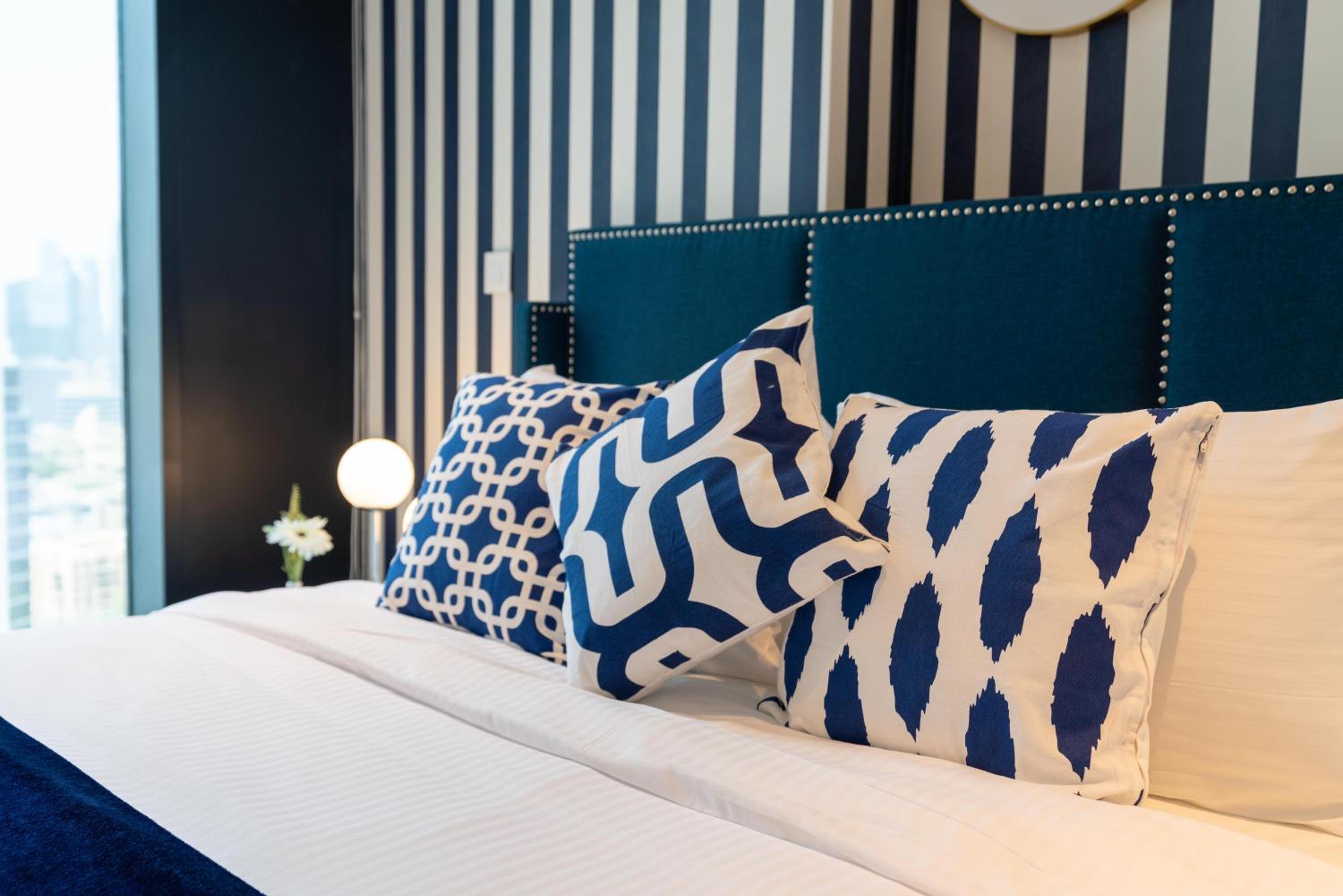 Ultimate Stay / 4 Beds / Burj Khalifa View / Ultra Modern / Business Bay