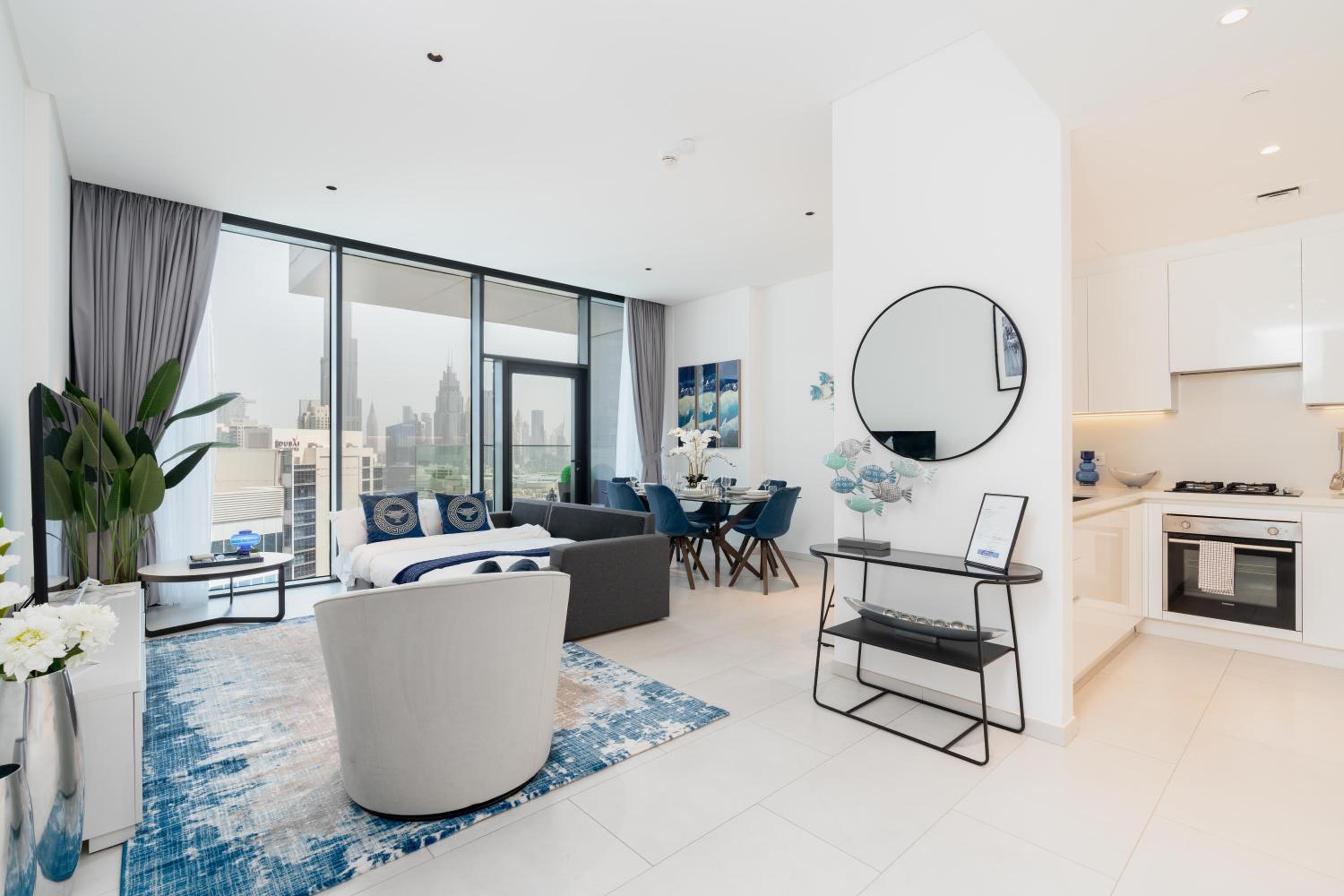 Ultimate Stay / 4 Beds / Burj Khalifa View / Ultra Modern / Business Bay