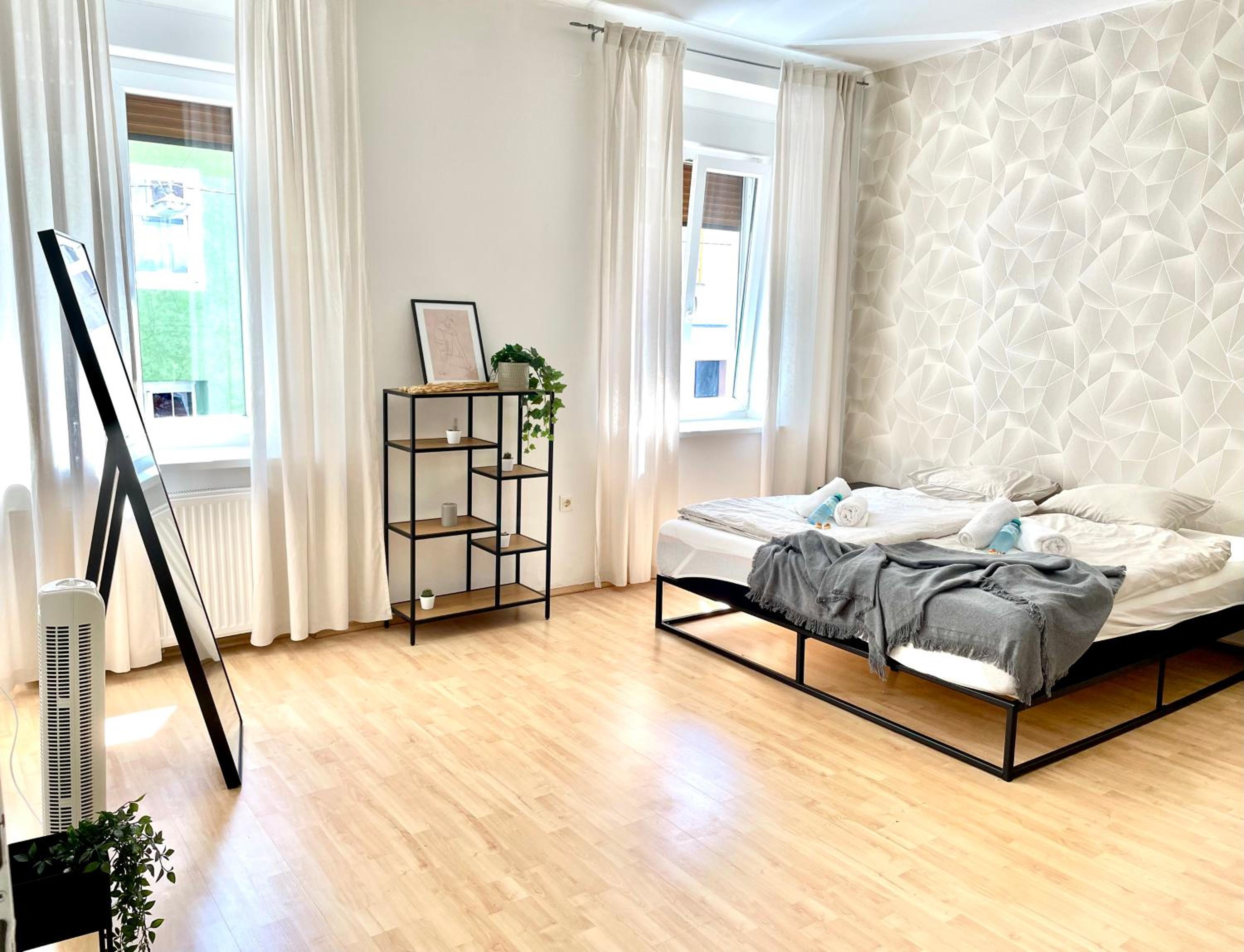 NOOR - Central Comfy Apartment - Self Check-in view 5