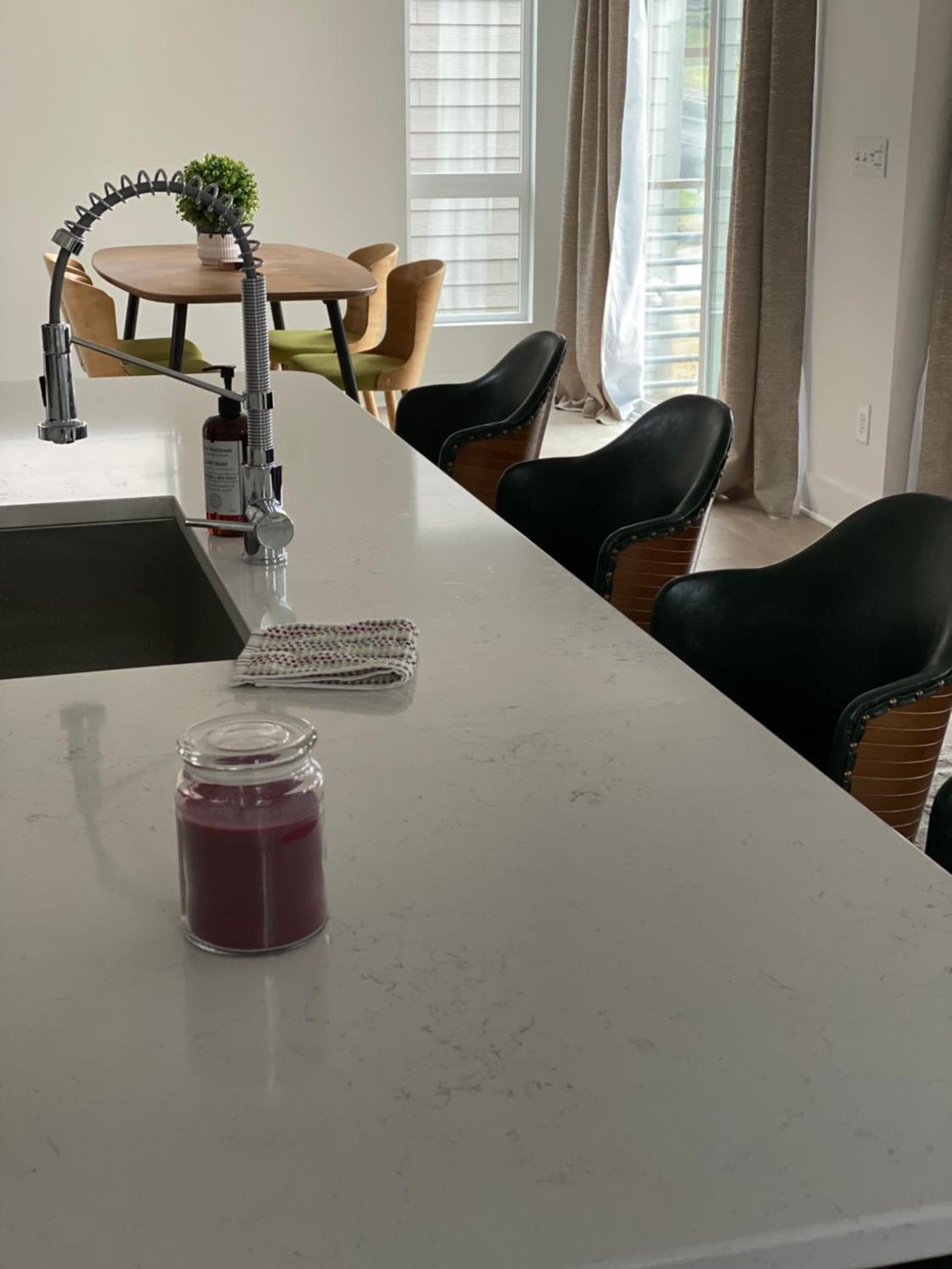 Entire Home Close to BOA Stadium & City view 2