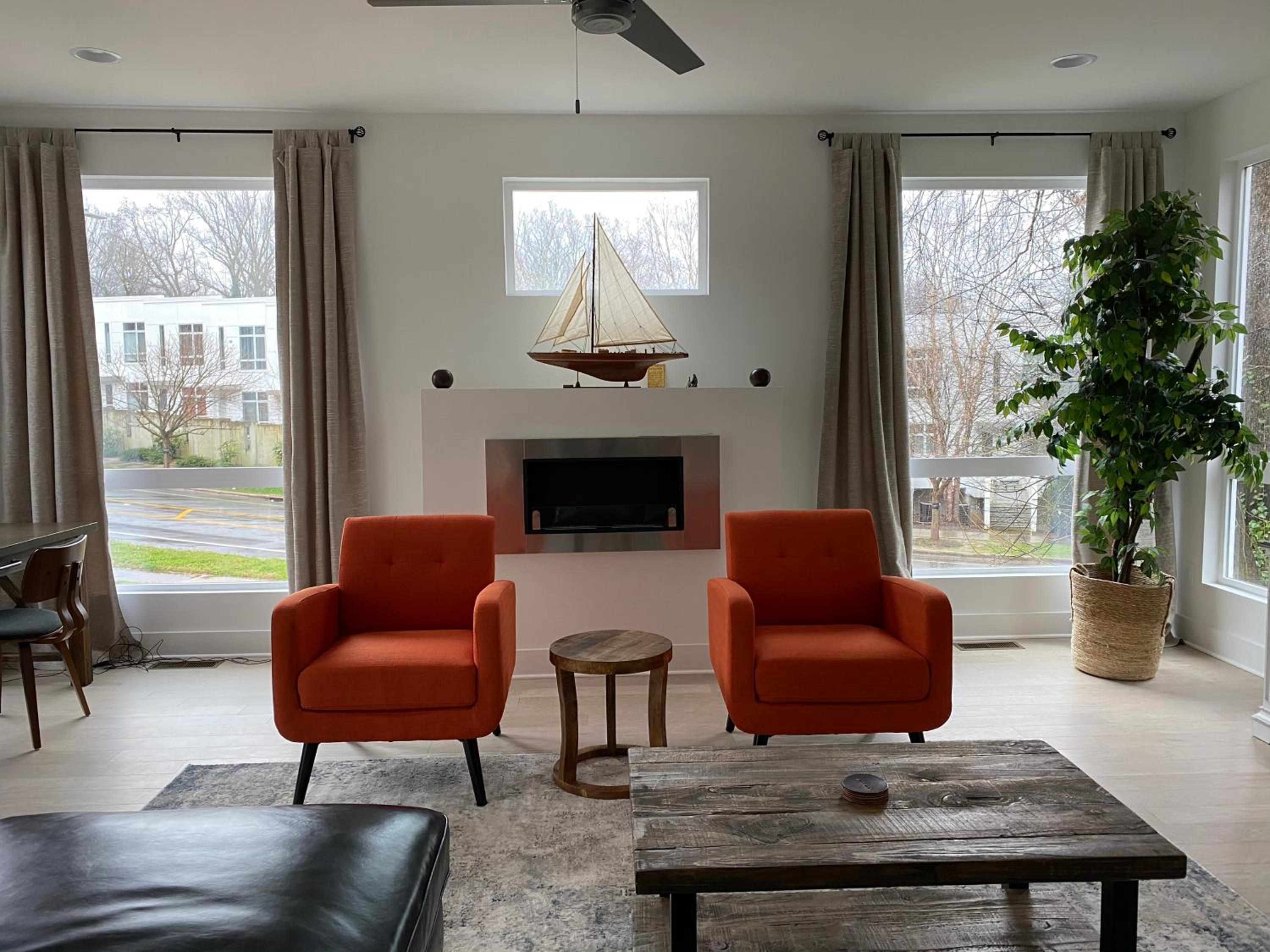 Entire Home Close to BOA Stadium & City view 4