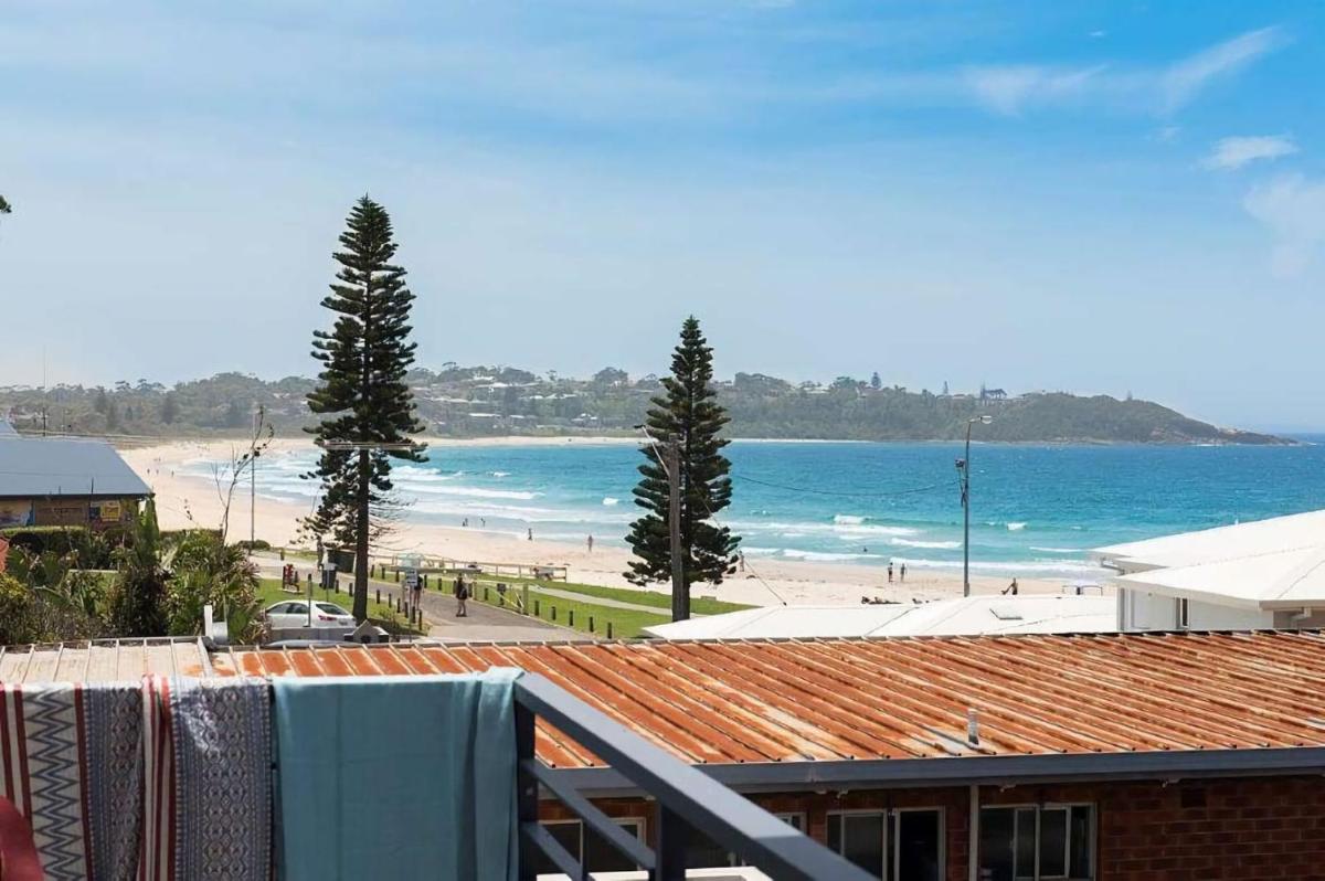 Beachfront Eight