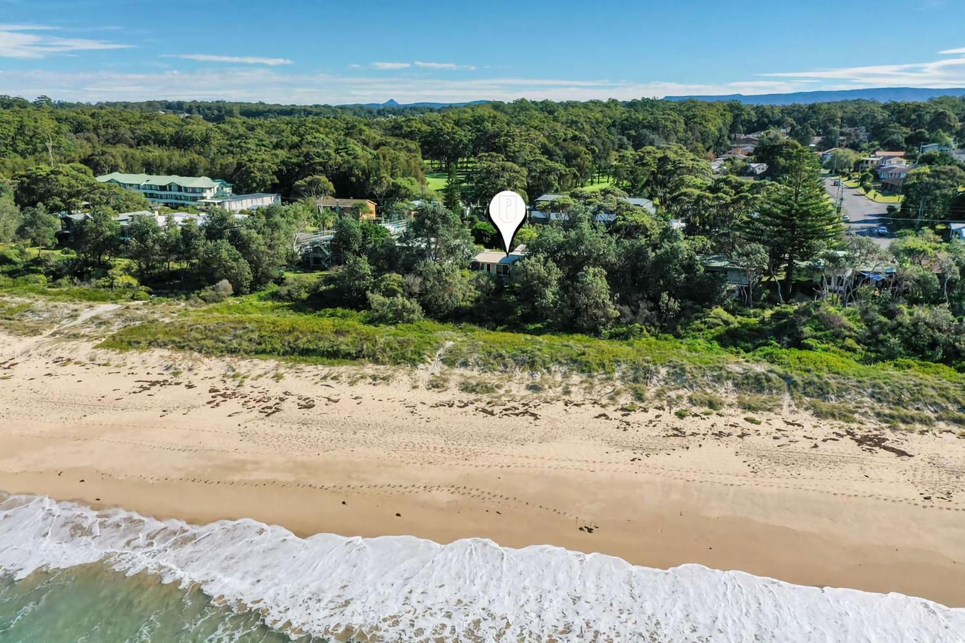 Beachfront Bliss on Mollymook Beach