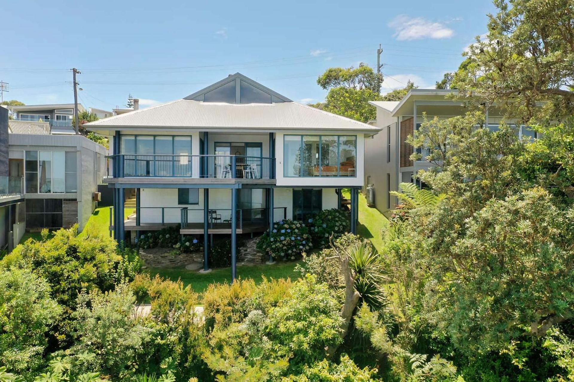 Northstar on Mollymook Beach