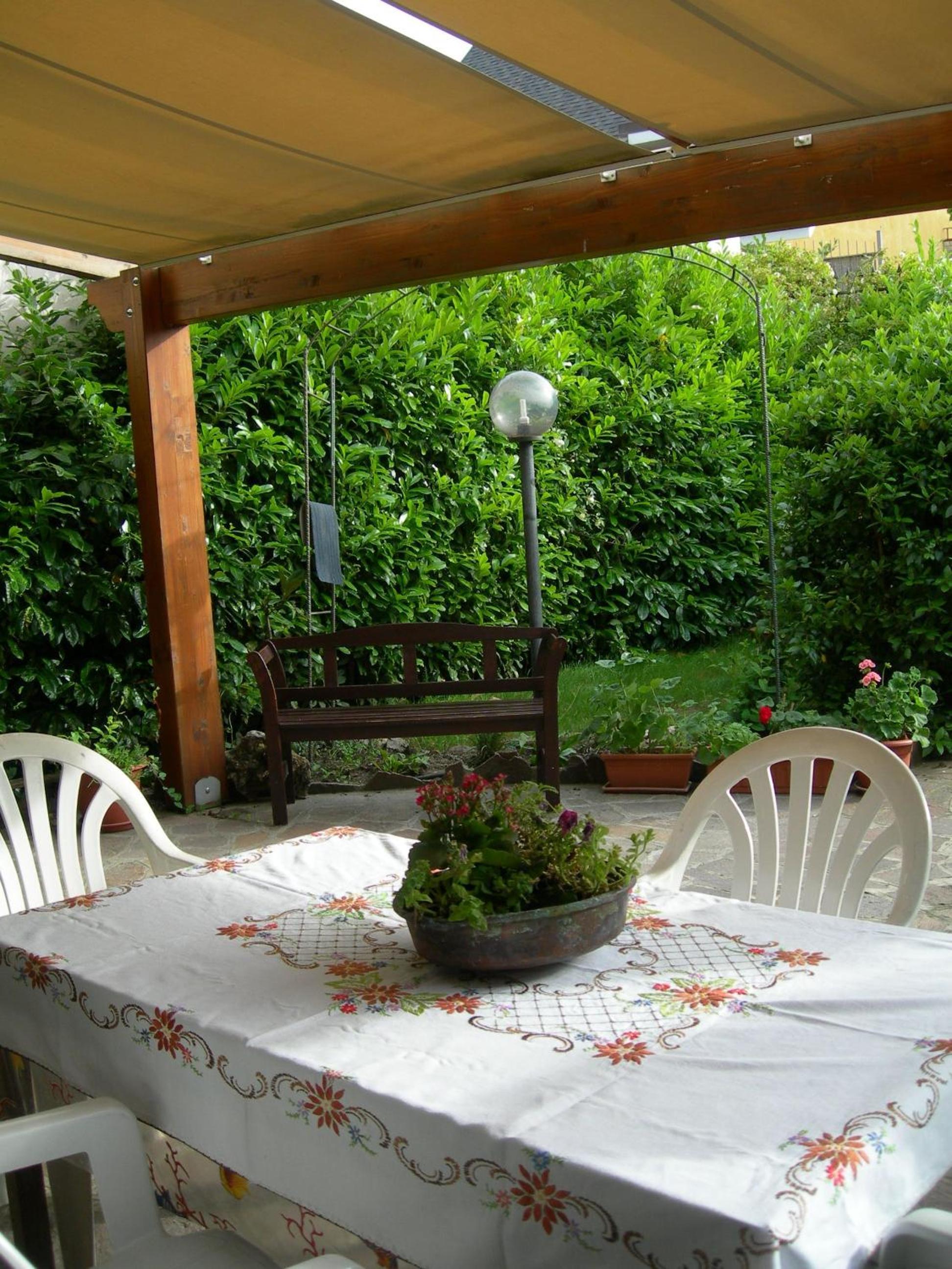 Photo 33
