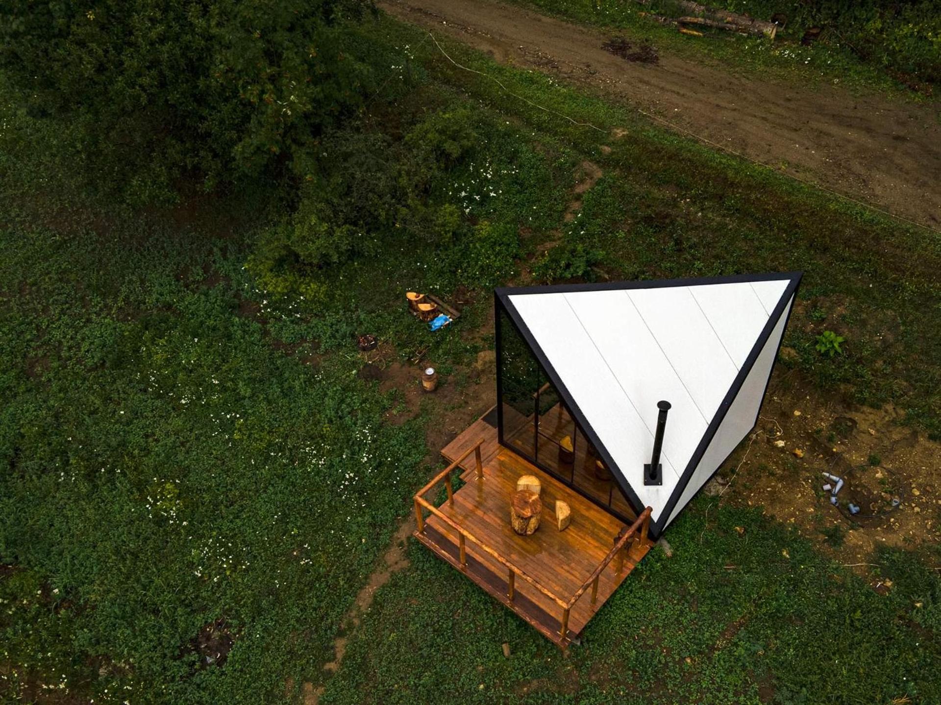Casa din "Curtea cu cai" view 2